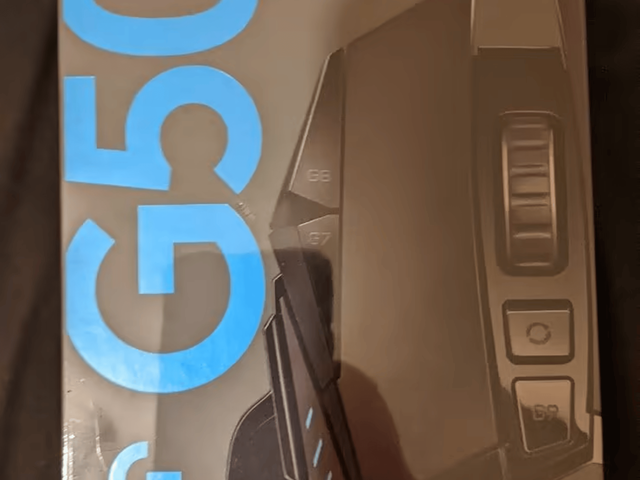 BNIB Logitech G502 Lightspeed Wireless Gaming Mouse