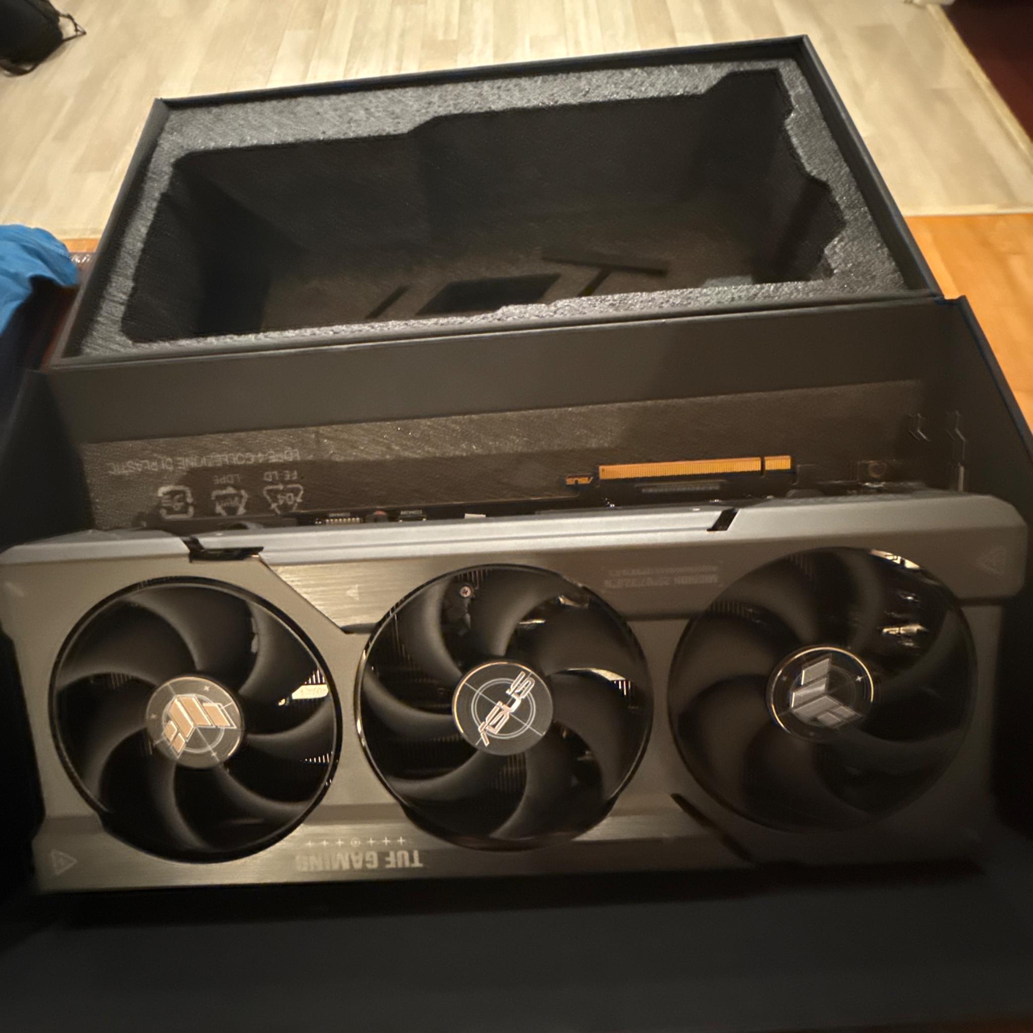 Used Asus TUF RX 7900 XTX OC Edition