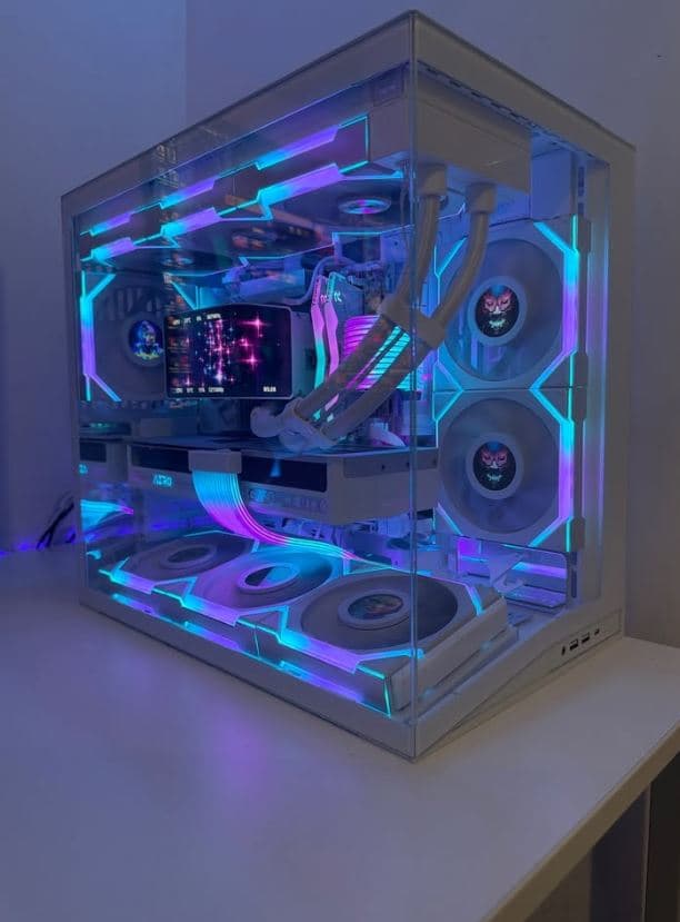 Gaming PC Nvidia RTX 5080, Ryzen 7 9800X3D, Lian Li 011 Mini V2 White, LCD Fans, 3D AIO, 2TB Gen5