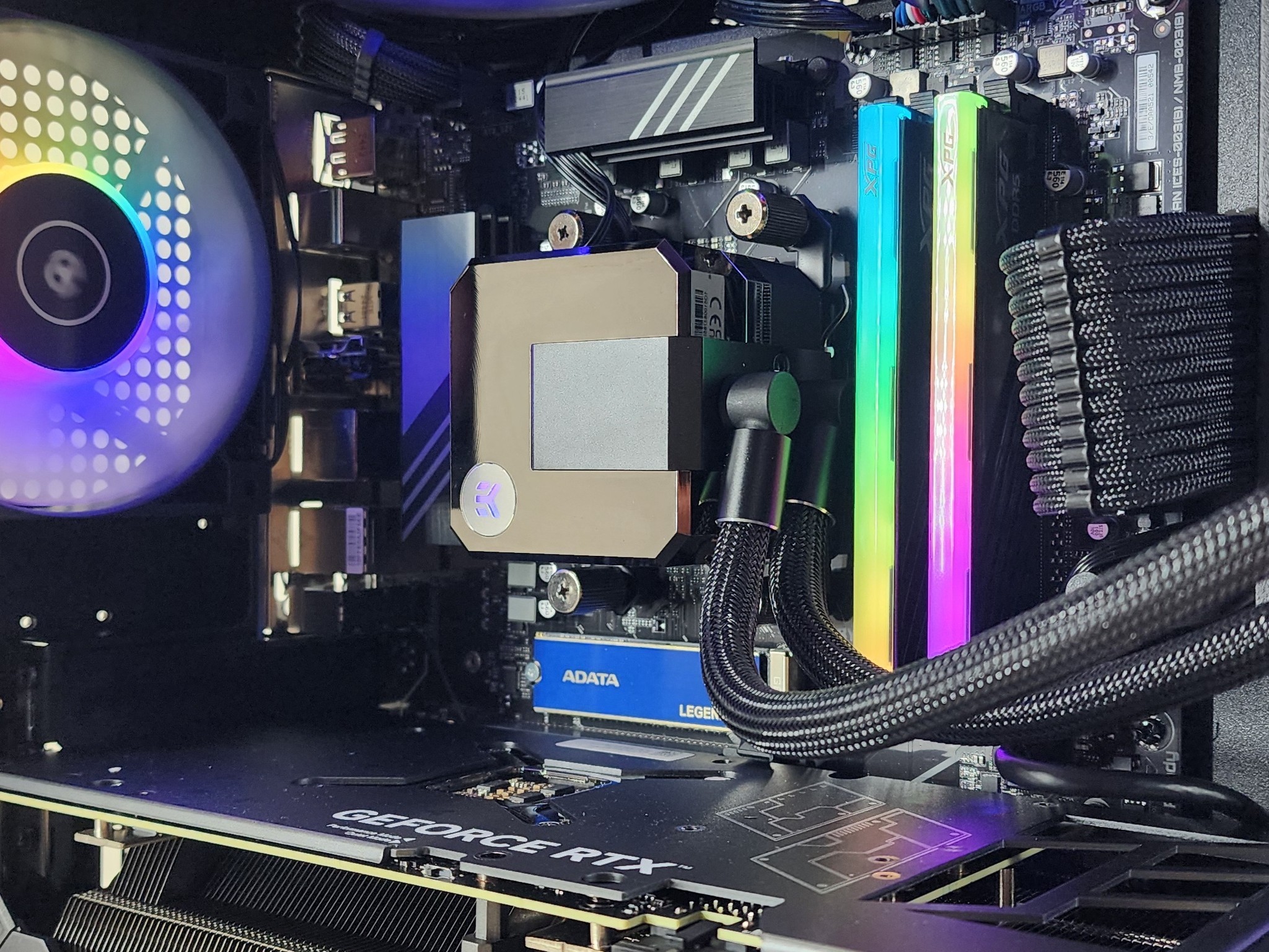Gaming PC Ryzen 7 9700X 32GB RAM 1TB SSD RTX 4070 SUPER 12GB Windows 11 Computer