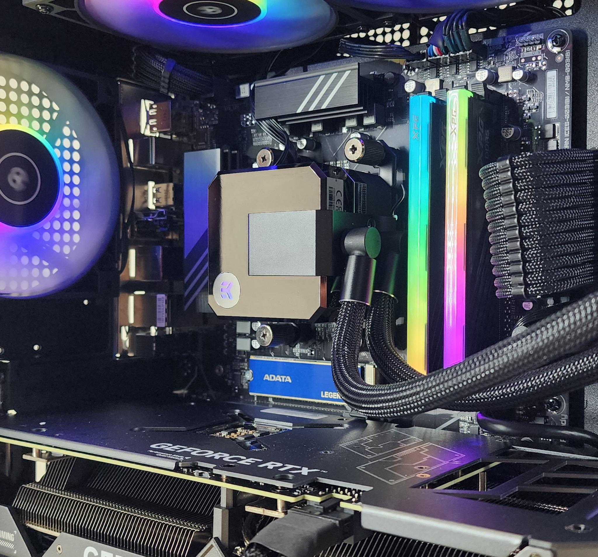 Gaming PC Ryzen 7 9700X 32GB RAM 1TB SSD RTX 4070 SUPER 12GB Windows 11 Computer