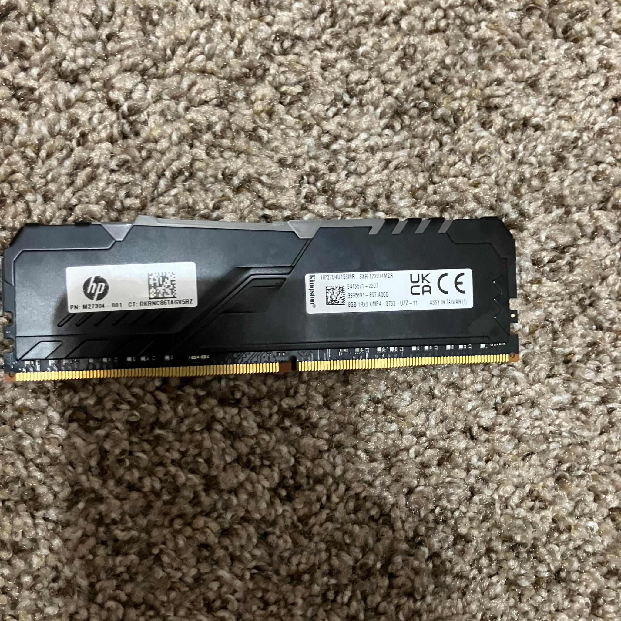 HP Kingston HyperX Fury RGB 8GB DDR4 3733 PC4 Omen 30L