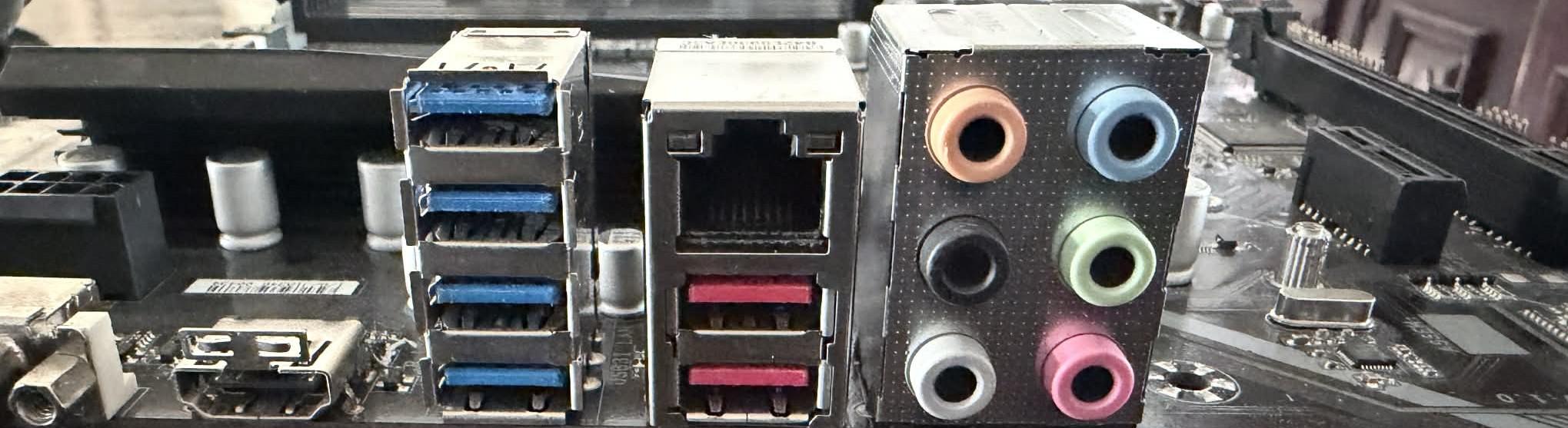 Gigabyte B450 AORUS M (rev. 1.x) – Solid mATX AM4 motherboard in excellent working condition.