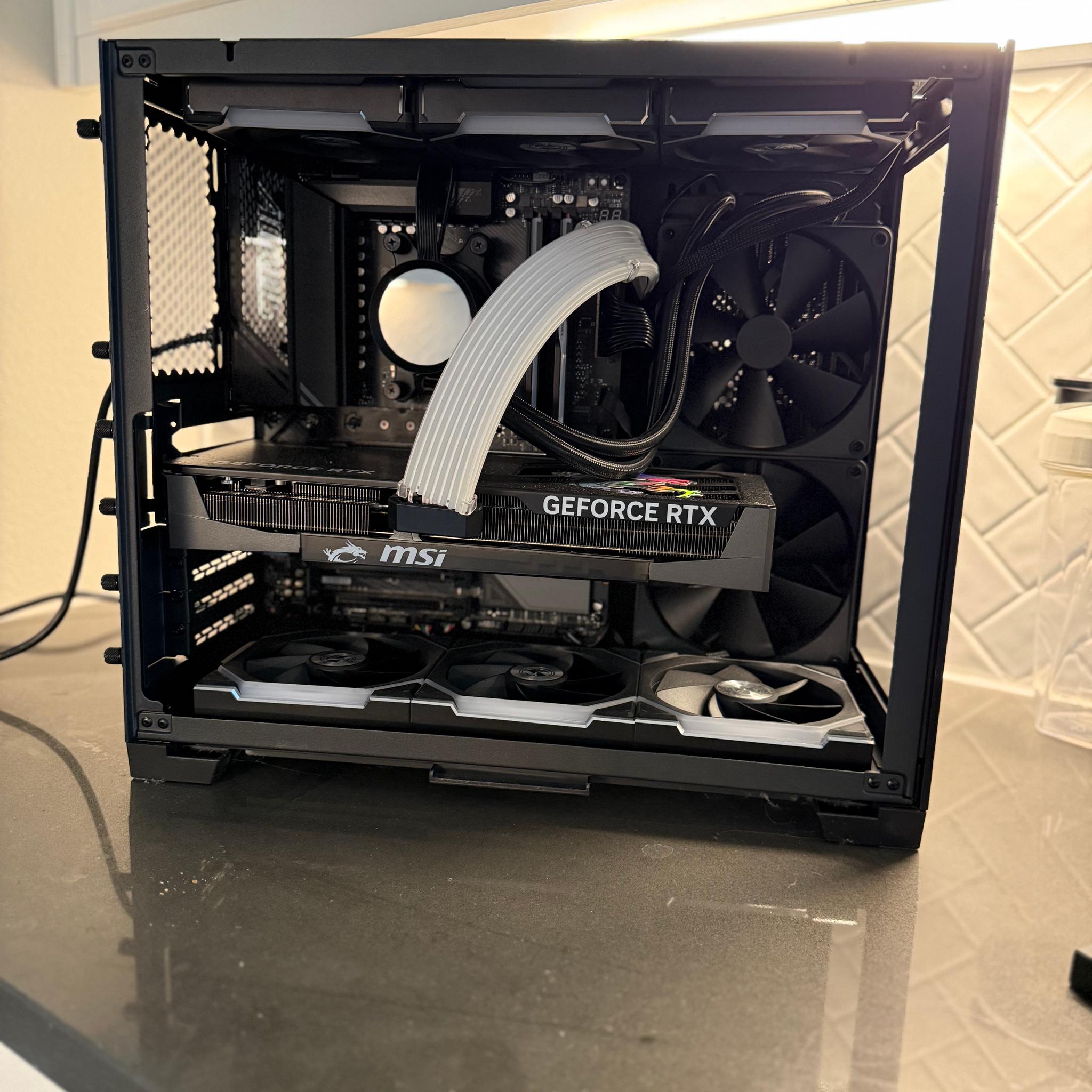 NEW! High-Performance All-Black Gaming PC – Apex Pro TKL & G502 Plus Included *SERIOUS INQUIRIES*