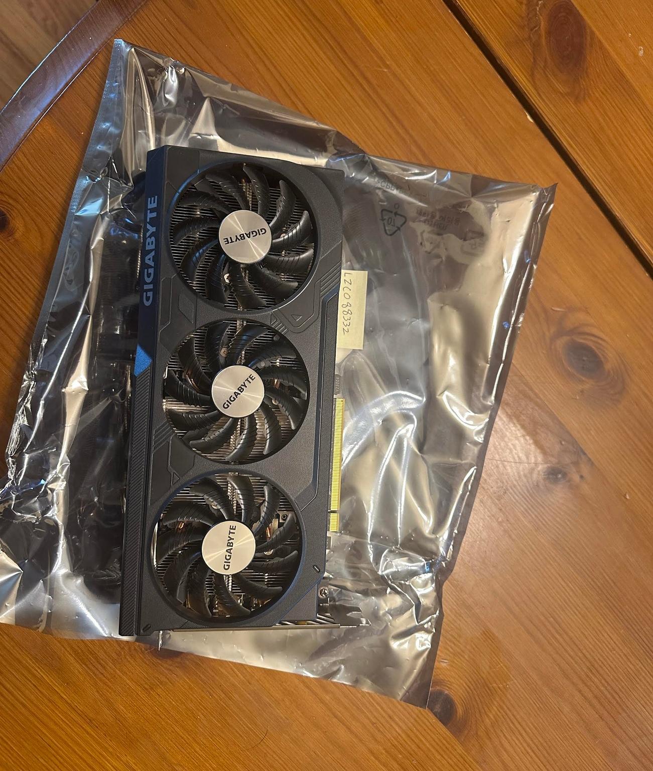 Gigabyte GeForce RTX 4070 WINDFORCE OC