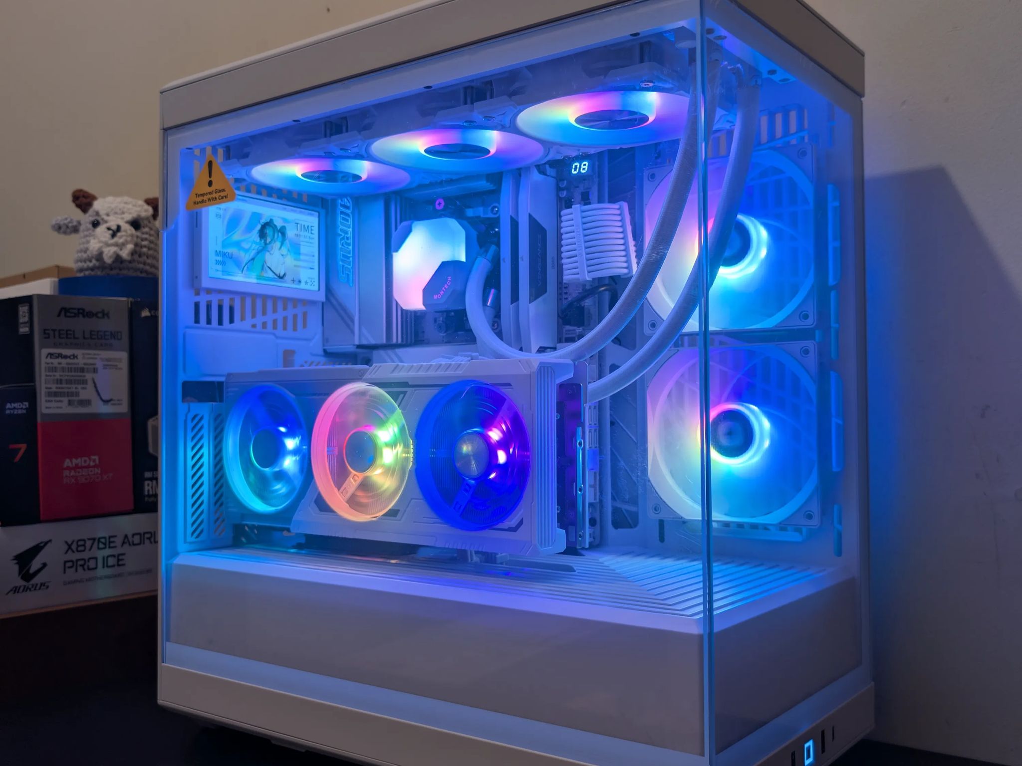 🐻‍❄️ 4K Gaming Beast | RX 9070XT | Ryzen 7 9700X | 2TB SSD | 32GB RAM | WiFi 6 & Bluetooth 🐻‍❄️