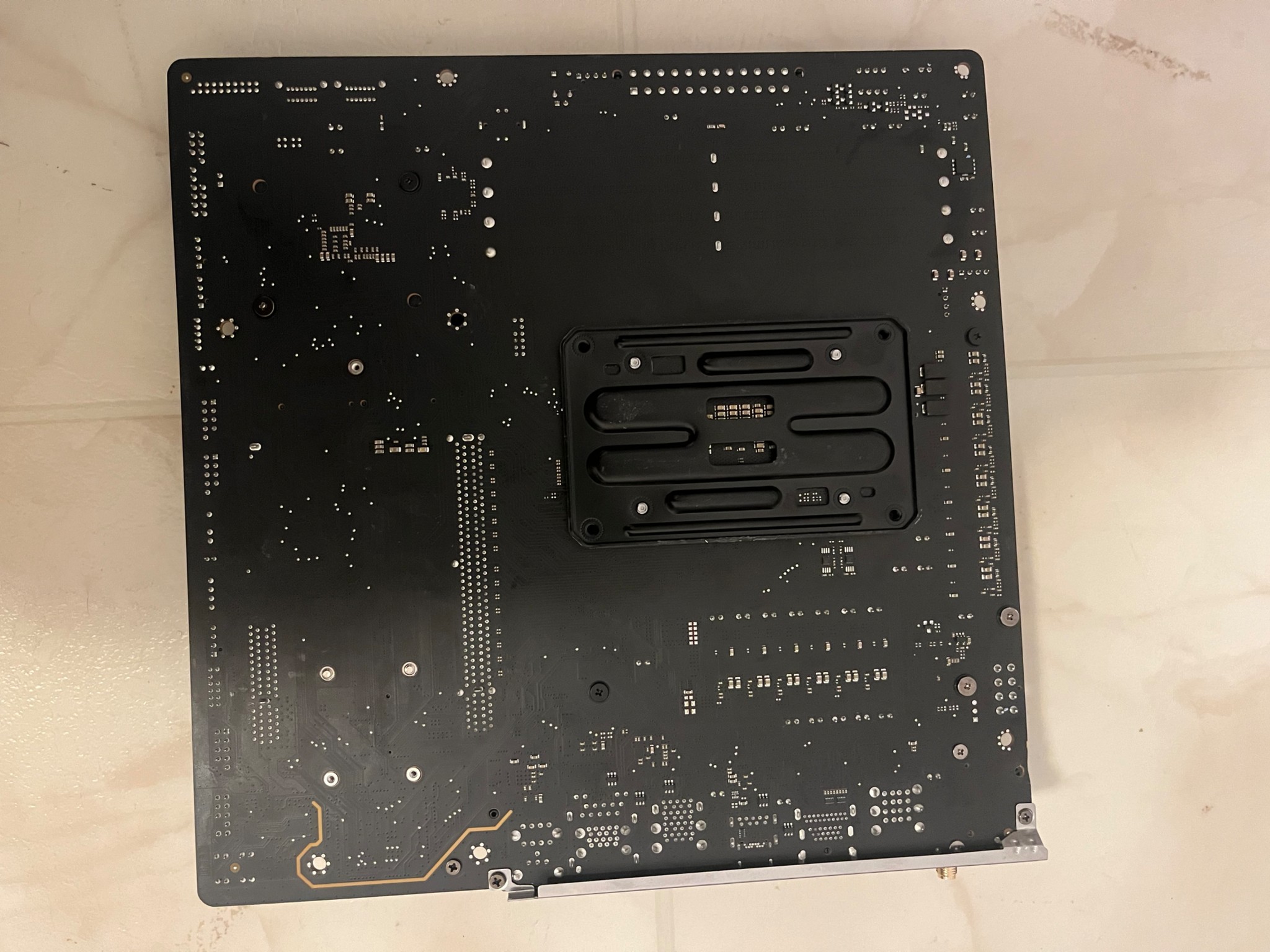 GIGABYTE B650M AORUS Elite AX (AM5/ LGA 1718/Micro-ATX/ DDR5/ 2* M.2/ PCIe 5.0)