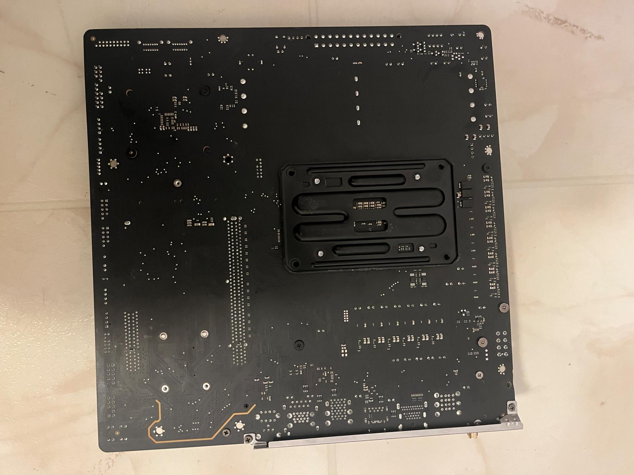 GIGABYTE B650M AORUS Elite AX (AM5/ LGA 1718/Micro-ATX/ DDR5/ 2* M.2/ PCIe 5.0)