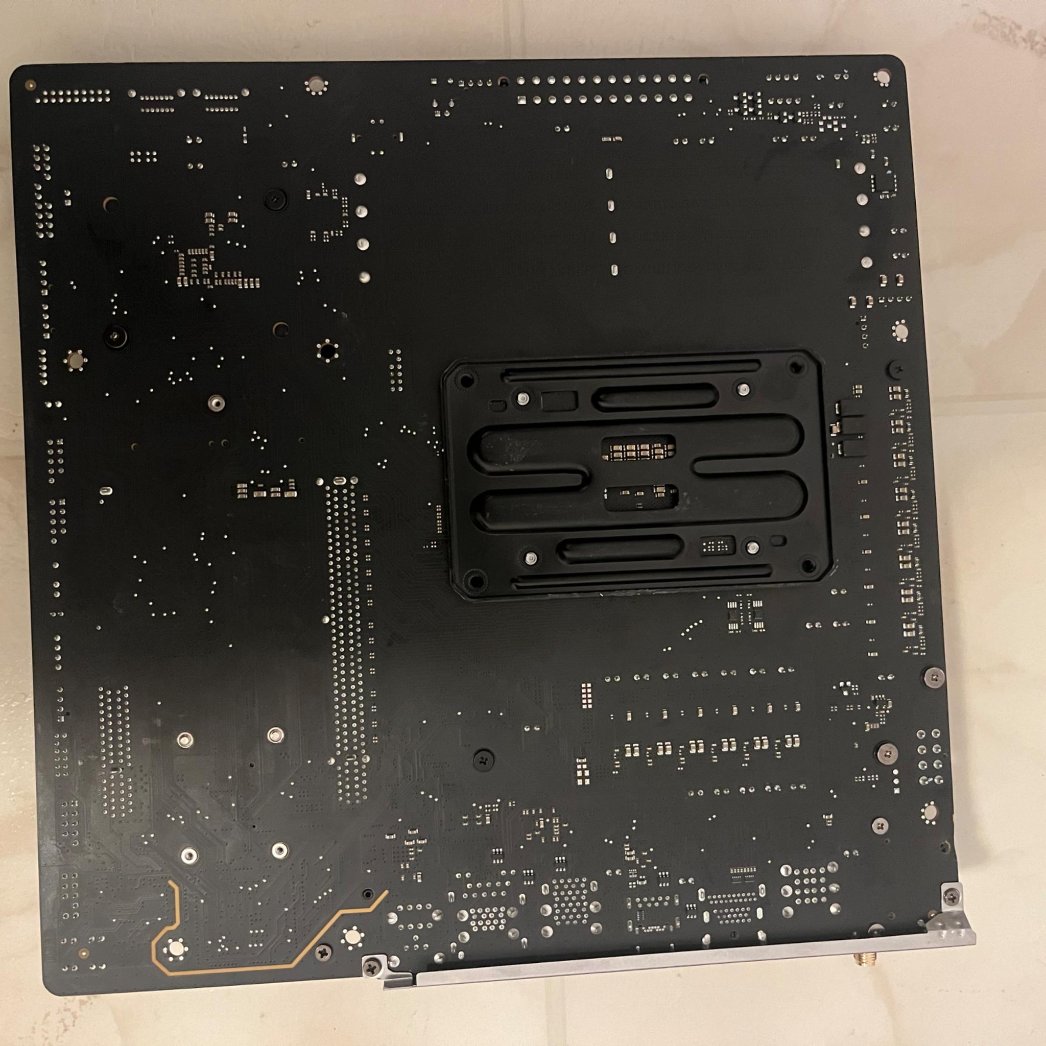GIGABYTE B650M AORUS Elite AX (AM5/ LGA 1718/Micro-ATX/ DDR5/ 2* M.2/ PCIe 5.0)