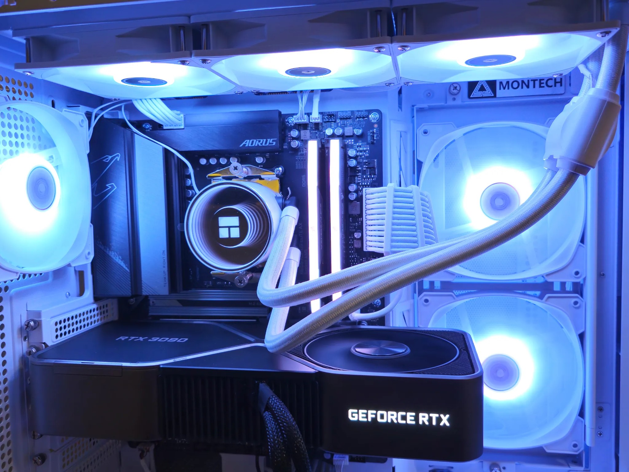 🗽PROJECT FREEDOM🗽 RTX 3090 | RYZEN 7700 | 32GB DDR5 | 1TB SSD | BNIB | 1440P/4K | GAMING PC $1709