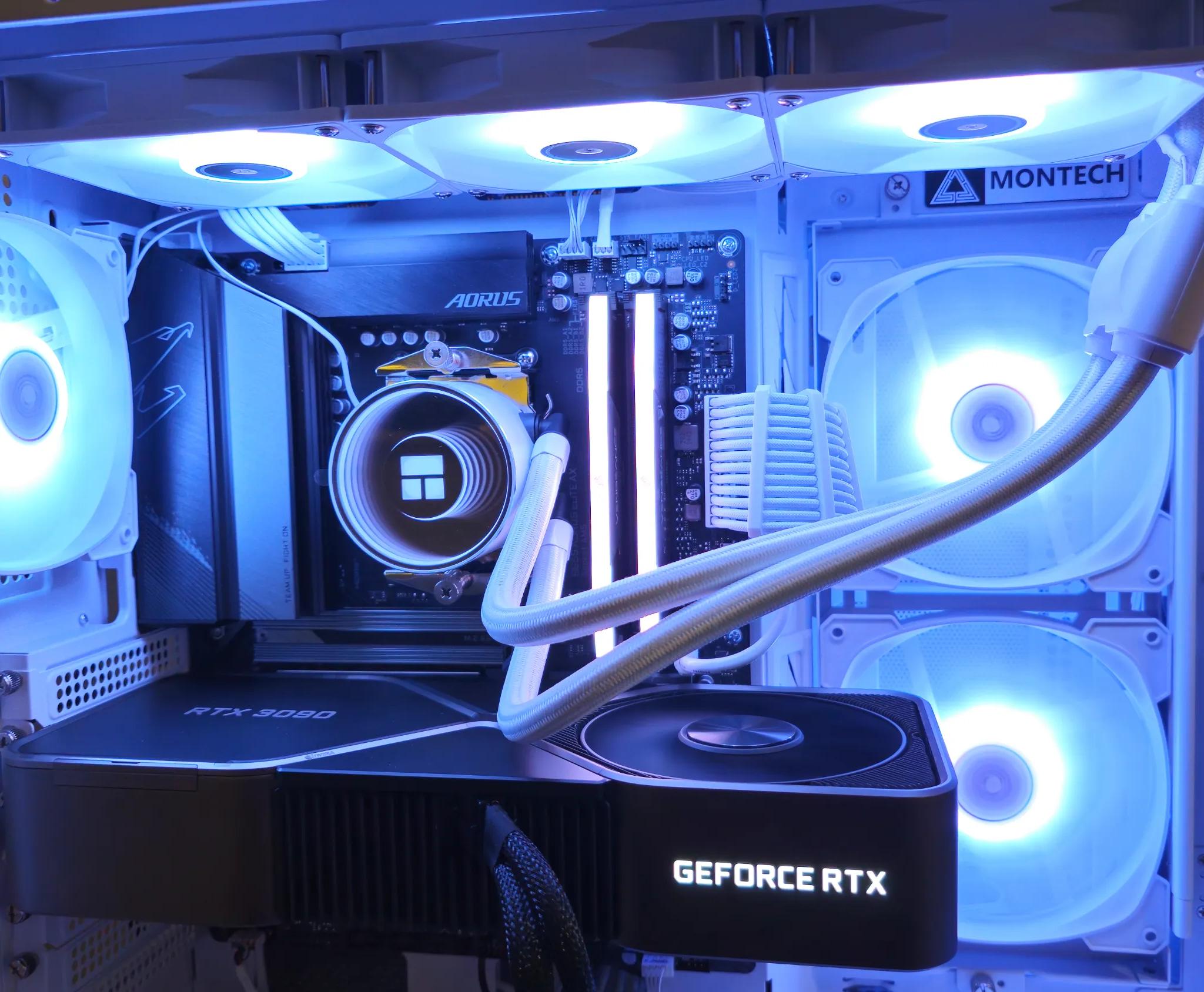 🗽PROJECT FREEDOM🗽 RTX 3090 | RYZEN 7700 | 32GB DDR5 | 1TB SSD | BNIB | 1440P/4K | GAMING PC $1709