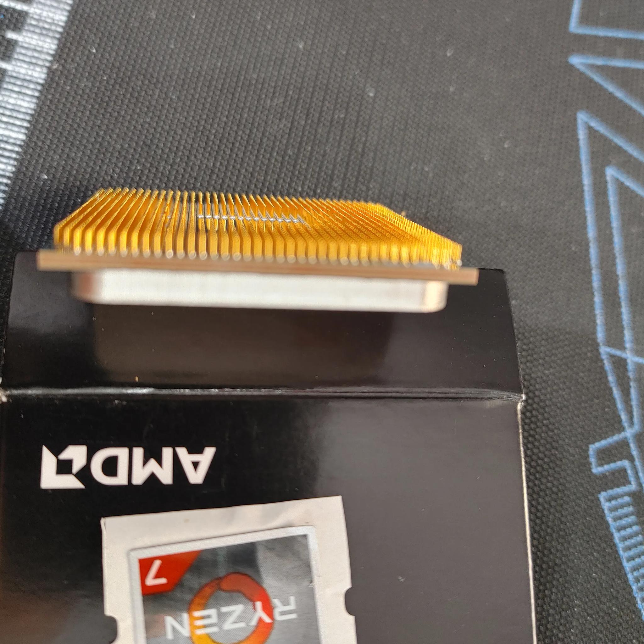 **Gently USED** AMD RYZEN 7 3700x AM4 Processor 8 core/16 Thread
