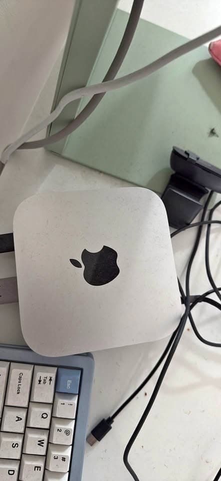 Apple Mac Mini (M4 Chip, 512GB SSD, 16GB RAM)