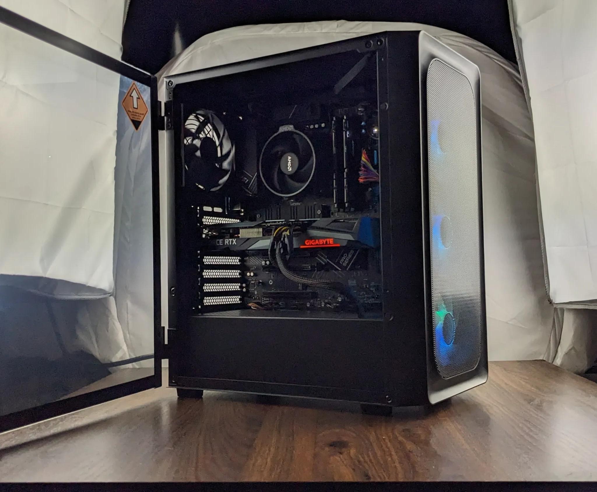 Custom 3060TI, AM5 Ryzen 5 8600G, 2x8GB 6000mhz, 1TB NVMe