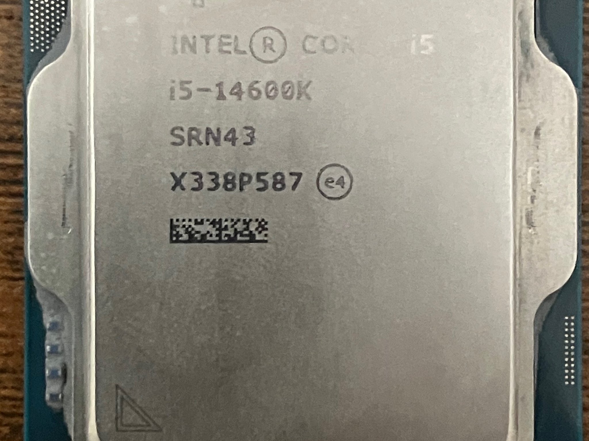 Intel i5 14600k