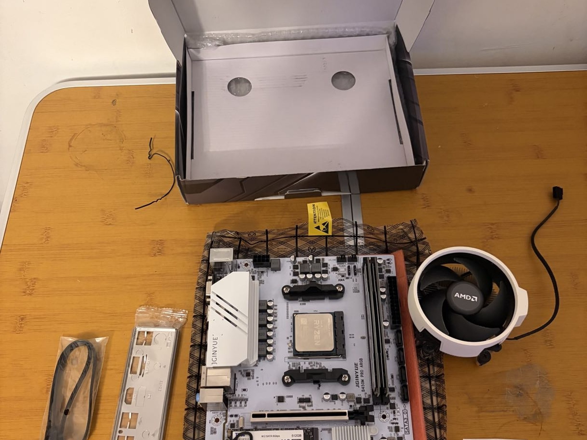 ❄️🐻‍❄️ White Ryzen 5 5500 Bundle | B450M + 16GB RAM + 512GB SSD + WiFi🐻‍❄️❄️