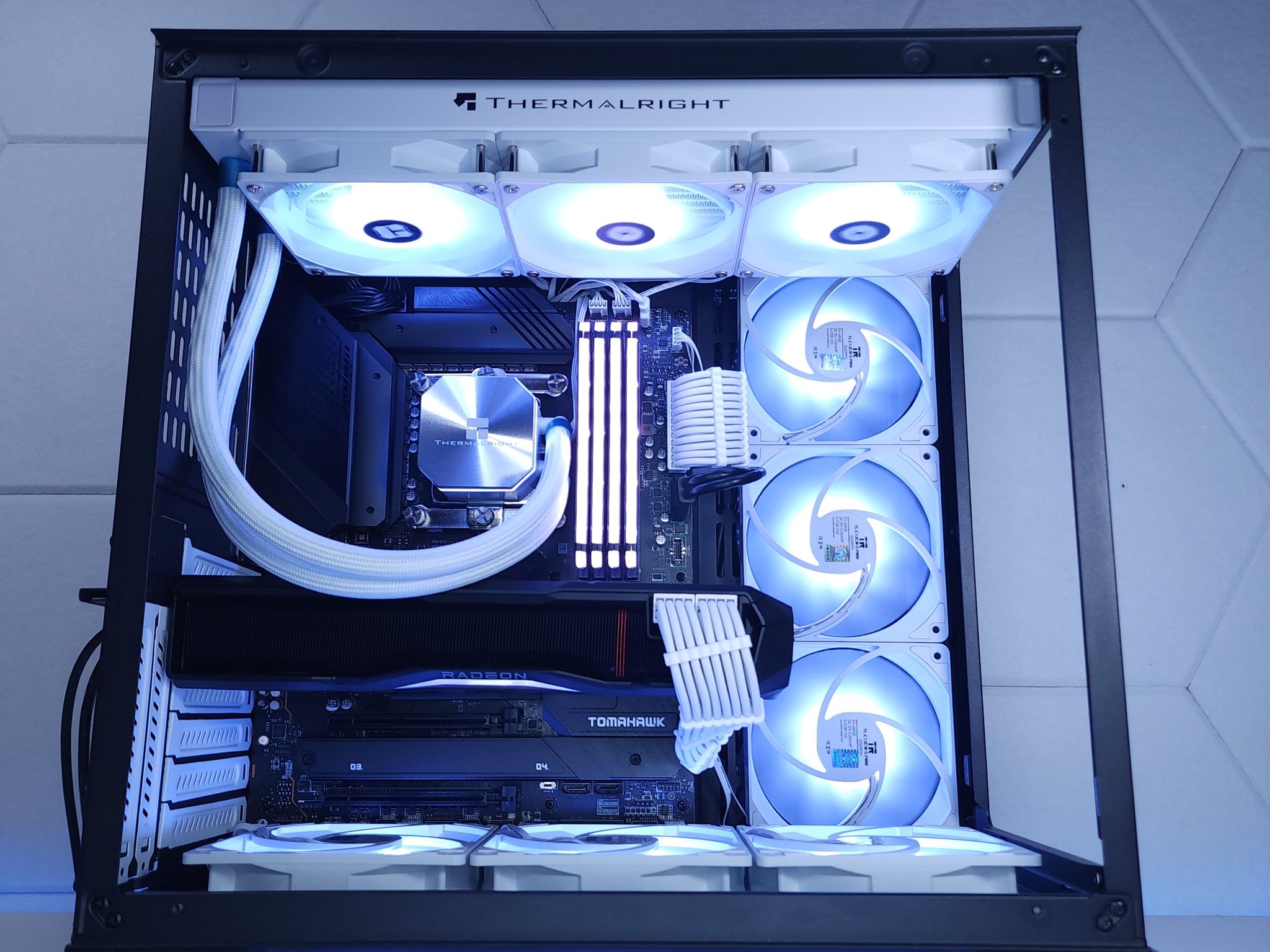 🤍🤍RX 7900 XTX | Core i9 12900K | 32GB 4000MHz | 2TB NVMe SSD Gen 4