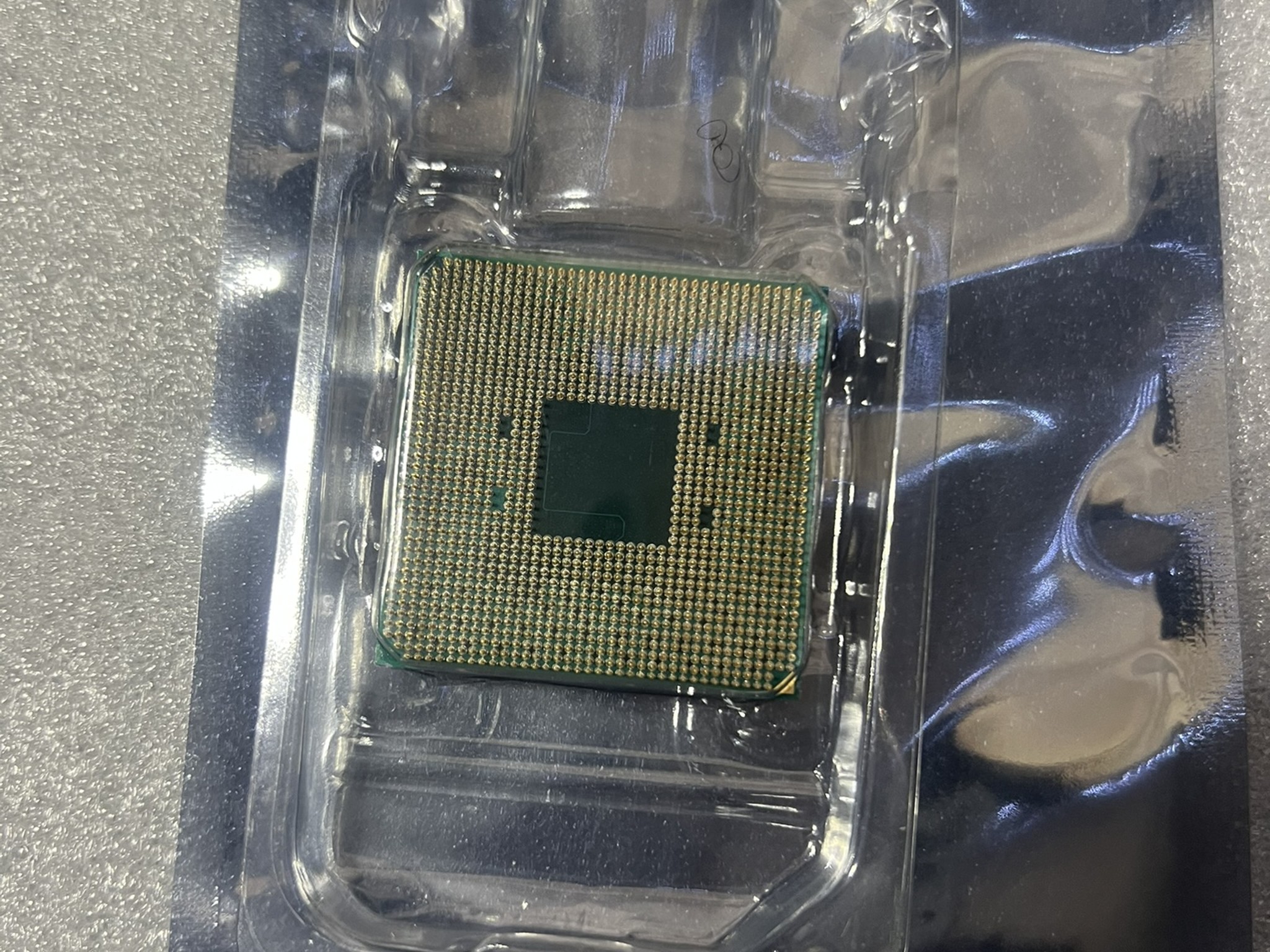 AMD Ryzen 5 3400g