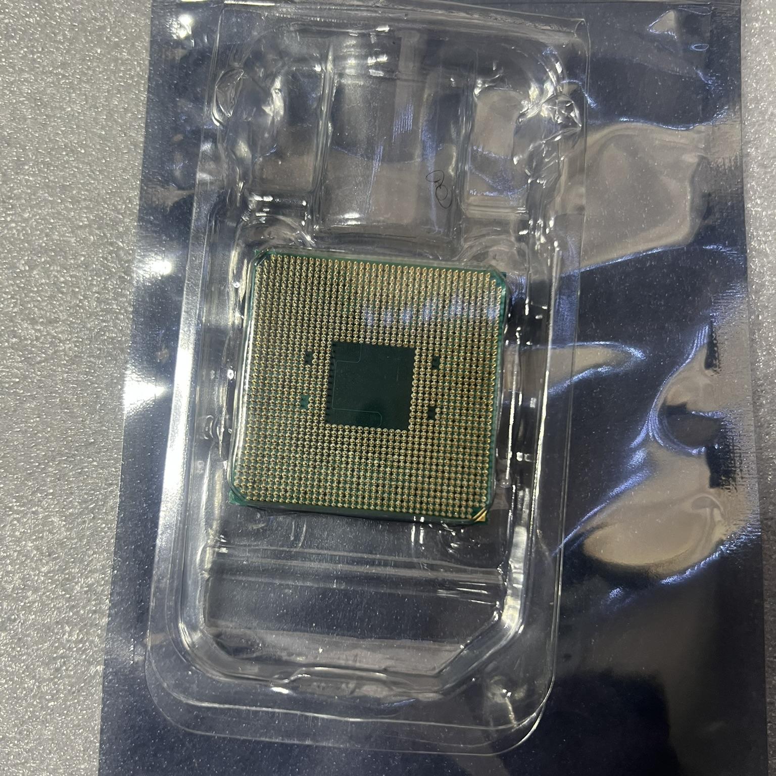 AMD Ryzen 5 3400g