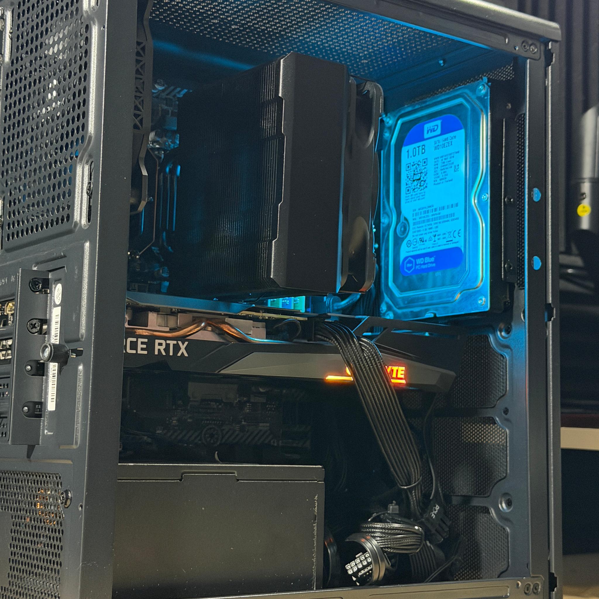 🔥 RTX 3050 8GB | i5 8400 | 16GB DDR4 | 240GB SSD + 1TB HDD