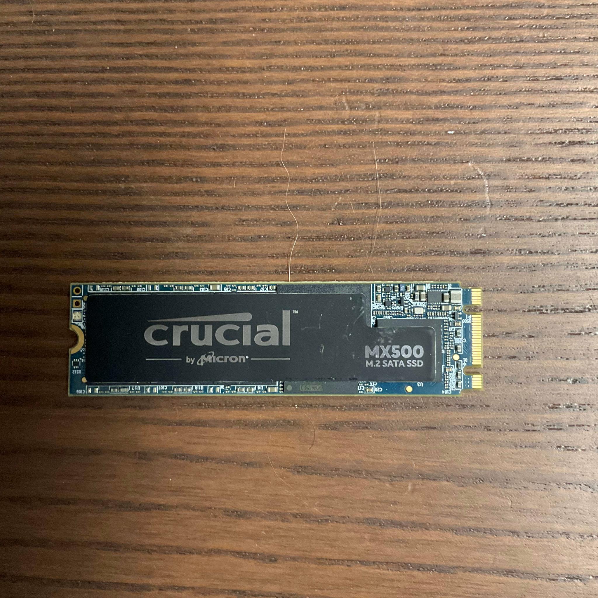 Crucial MX500 1TB SATA M.2 SSD