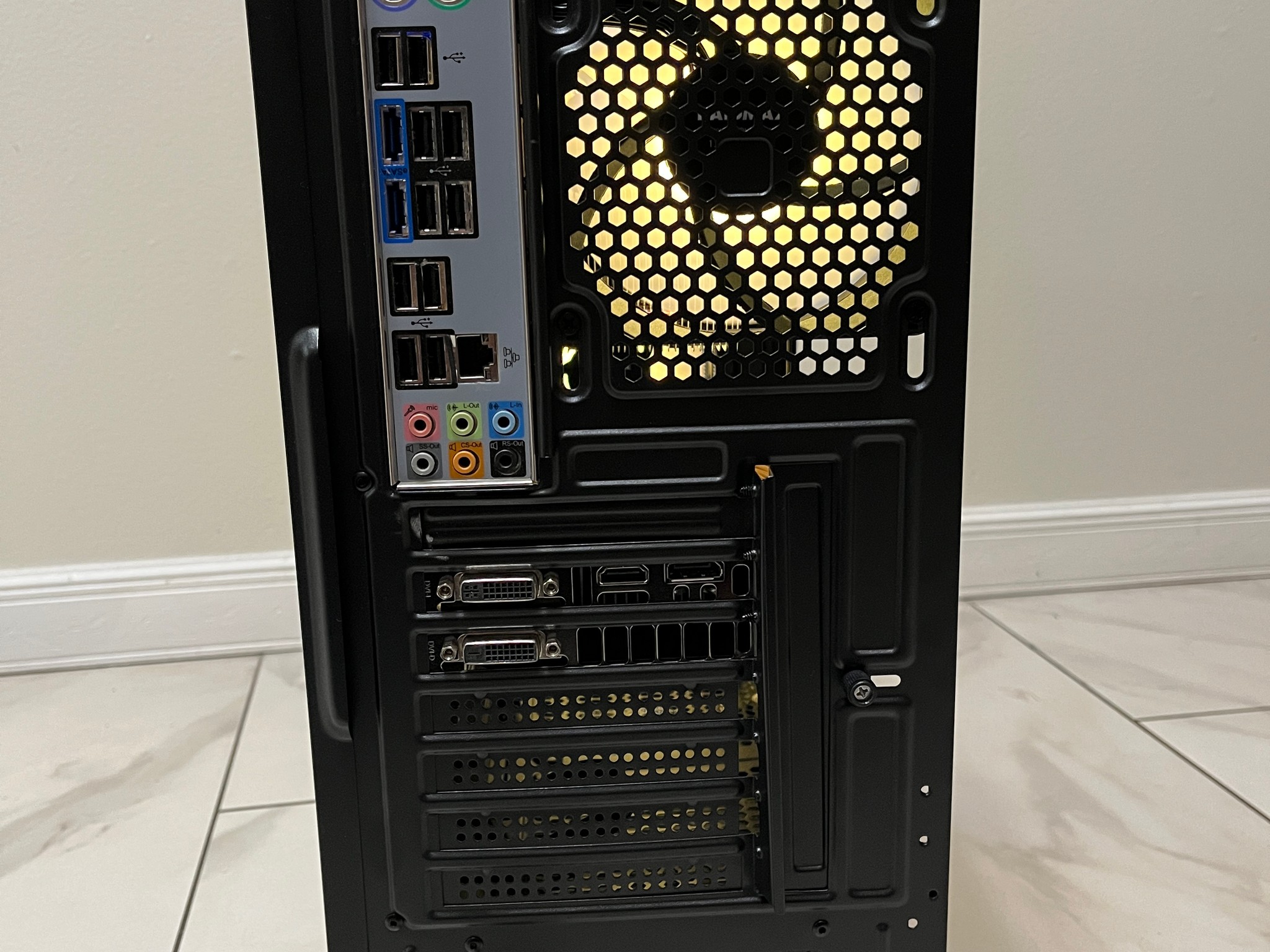 Super Budget Gaming PC - Intel i5-750, NVIDIA GTX 670, 16GB RAM, 756GB Storage, w/ Wi-Fi & BT