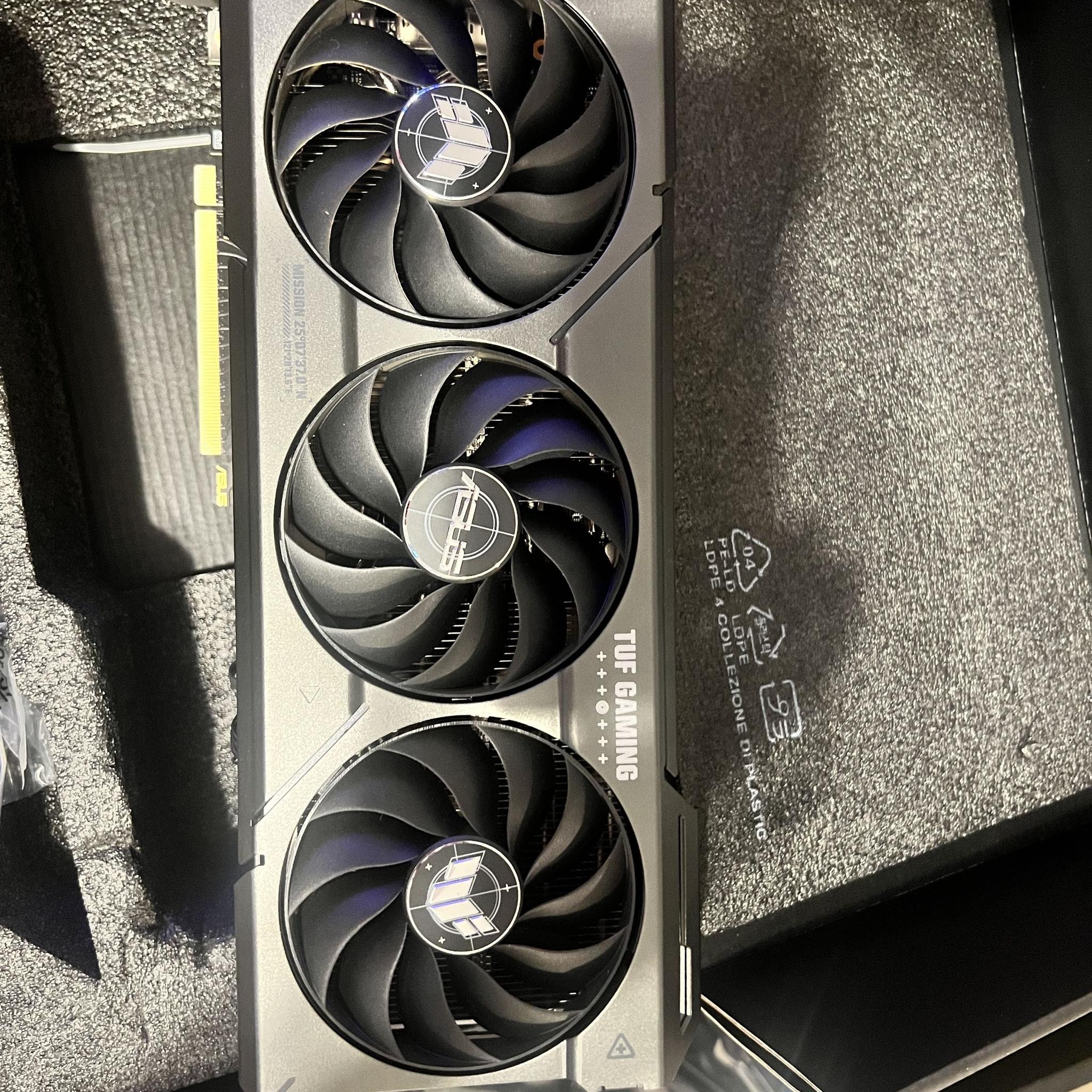 ASUS TUF RTX 4070 Super 12GB — Barely Used
