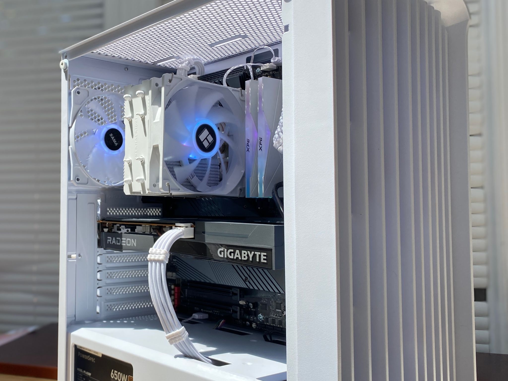 ⚪🔵DAYBREAK🔵⚪1080P Gaming and Streaming PC | AMD RX 6600, Intel Core i5, 16GB RAM, 512 NVME, 1TB SSD