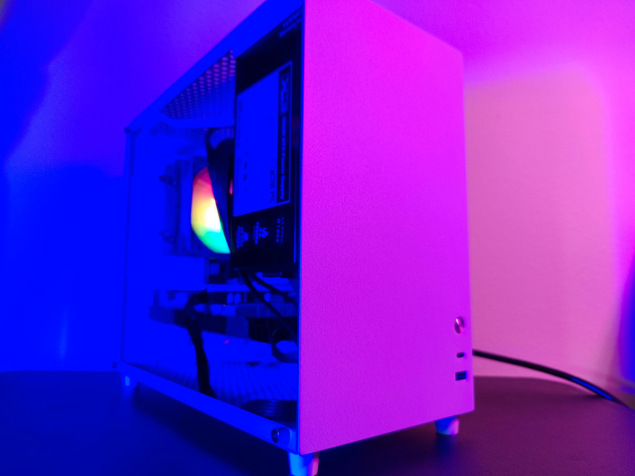 Custom Portable PC Intel Xeon E5 2630V4 10C 20T RX 580 8GB GDDR5 16GB Corsair DDR4 Windows 11