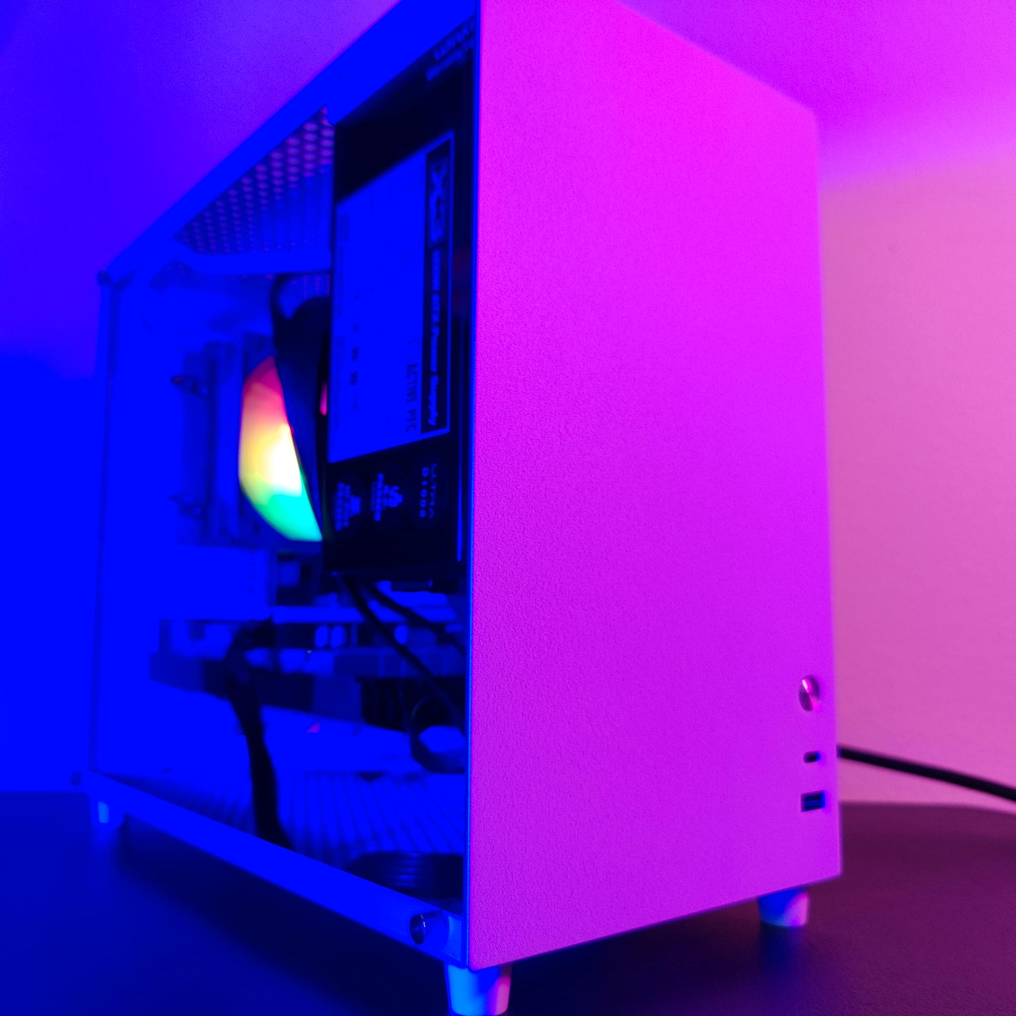 Custom Portable PC Intel Xeon E5 2630V4 10C 20T RX 580 8GB GDDR5 16GB Corsair DDR4 Windows 11