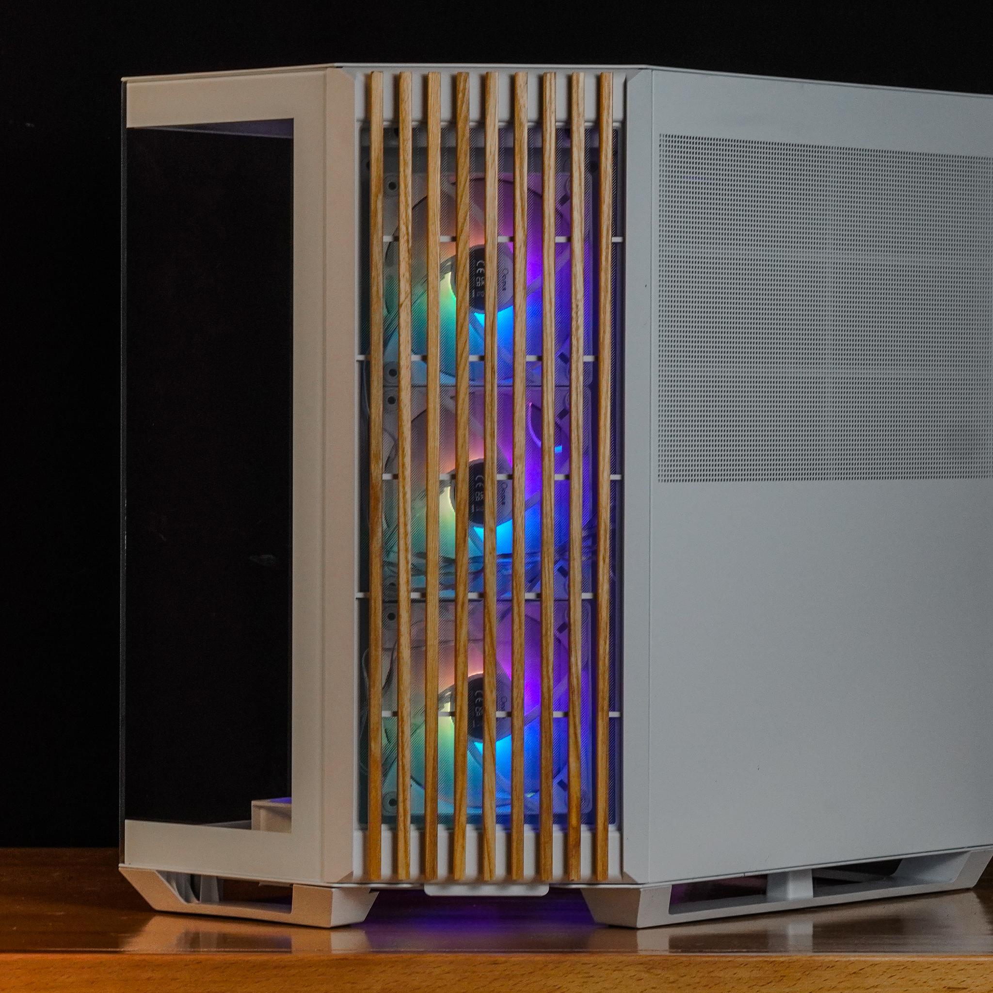 EXT Glacies 70X - Ryzen 7 7700X, RX 9060 XT 16GB, 16GB DDR5 Ram, 1TB SSD (V1)