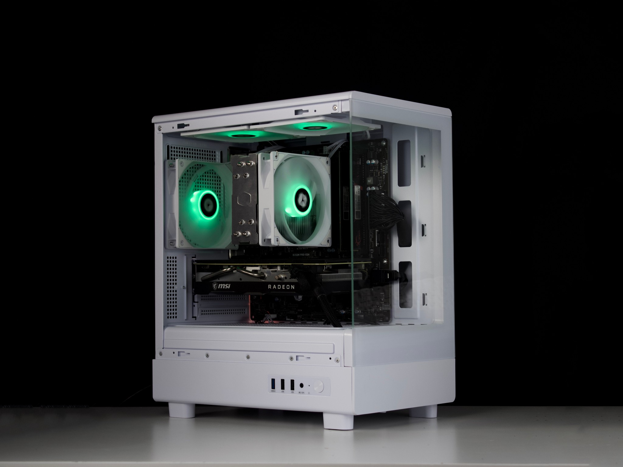 🧊❄️🧊 White Gaming PC – RX 5700 XT, Ryzen 5 3600, 16GB RAM, 512GB SSD - WiFi, BlueTooth 🧊❄️🧊