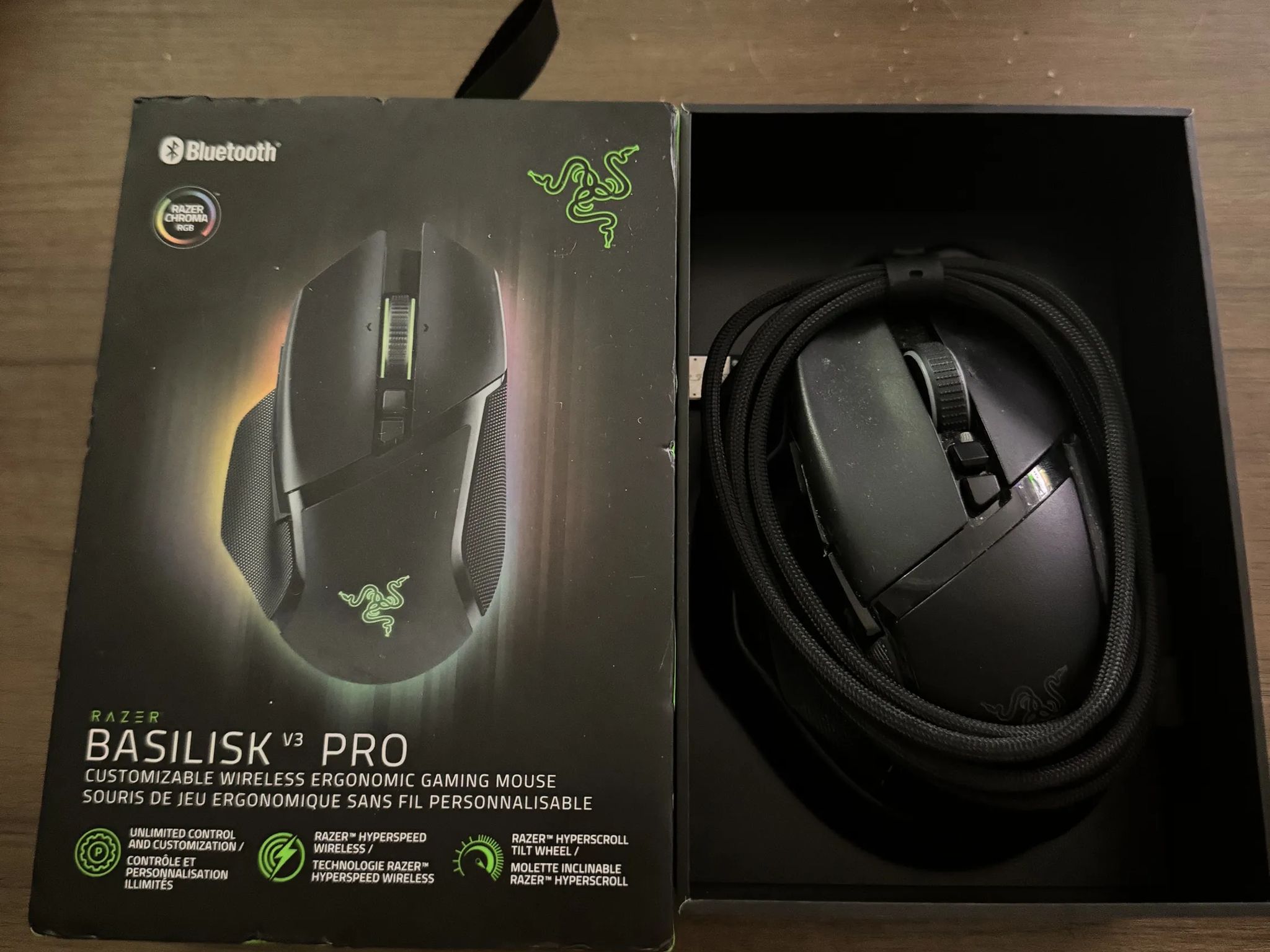 Razer Basilisk V3 Pro + Razer Mouse Dock Pro