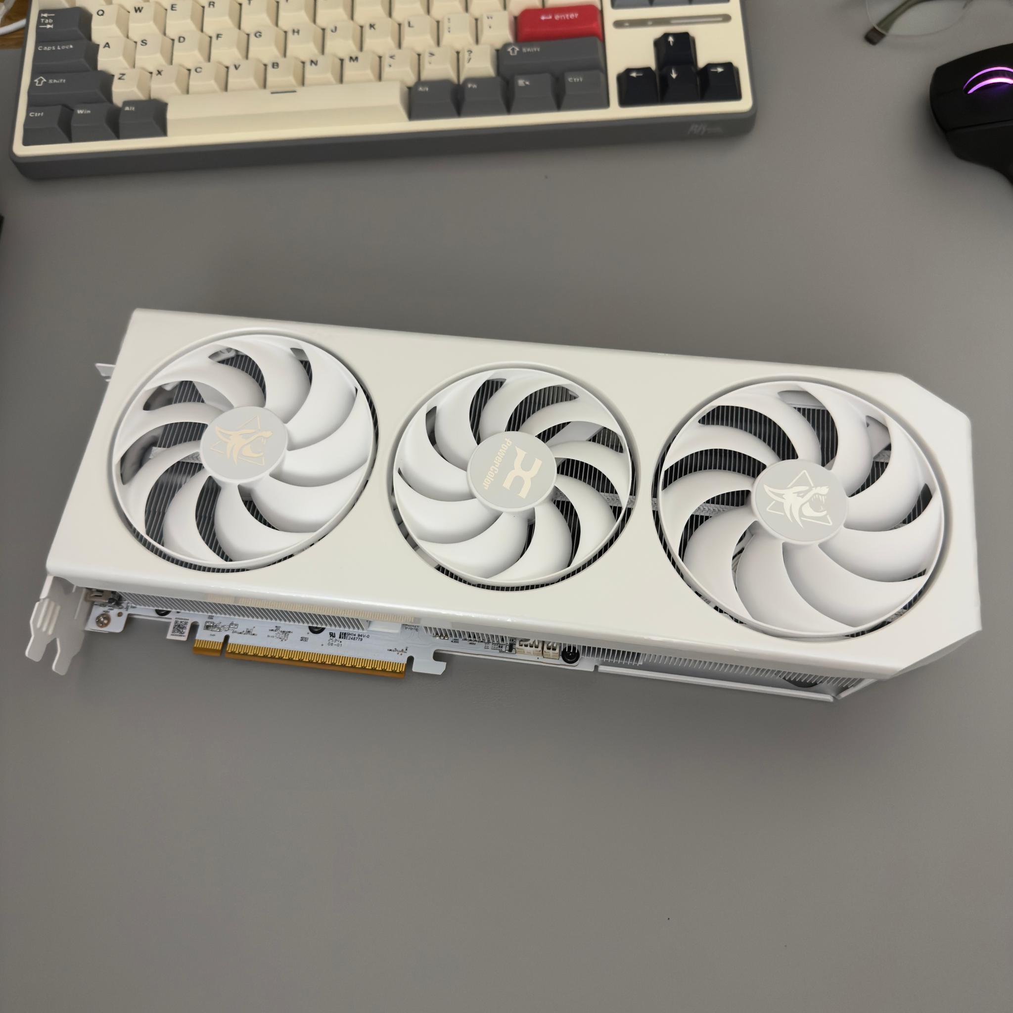 AMD 9070 XT Hellhound