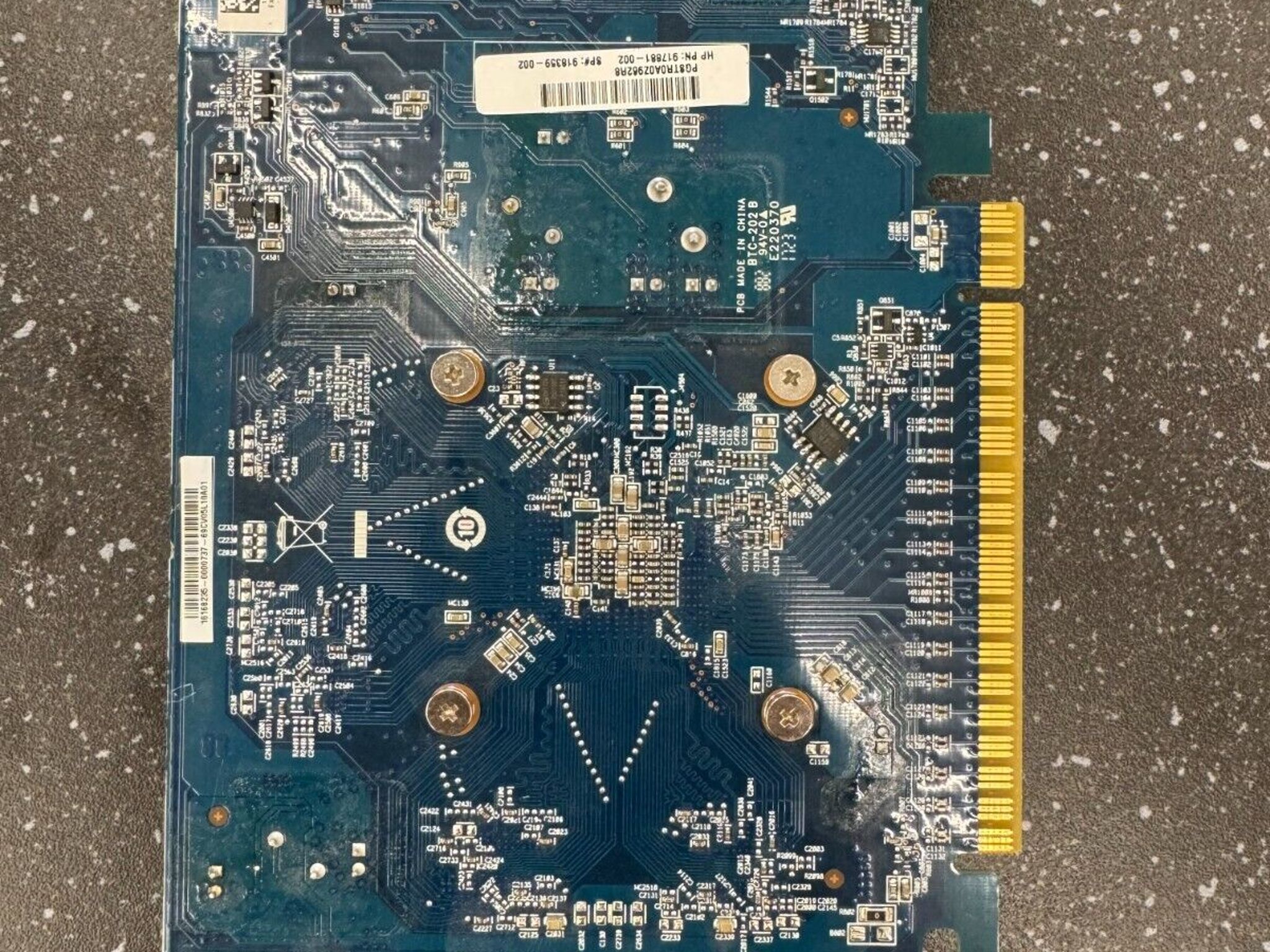 HP AMD Radeon R7 450 4GB GDDR5 Graphics Card - HDMI, DVI, DisplayPort