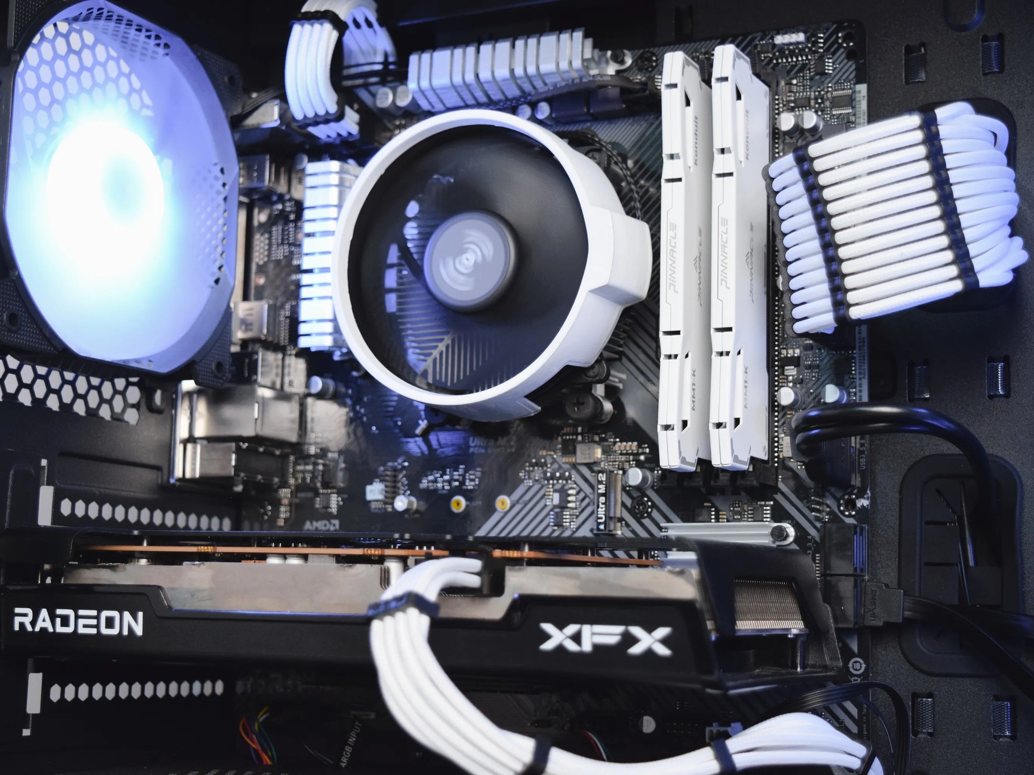 Fresh Build! Ryzen 5 3600 | XFX 6600 8gb (New) | 16gb Ram | 512 gb Storage | Montech Air 100 (New)