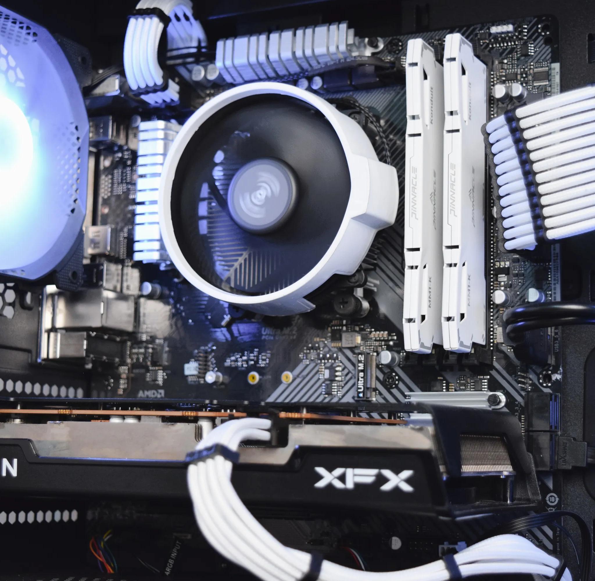 Fresh Build! Ryzen 5 3600 | XFX 6600 8gb (New) | 16gb Ram | 512 gb Storage | Montech Air 100 (New)