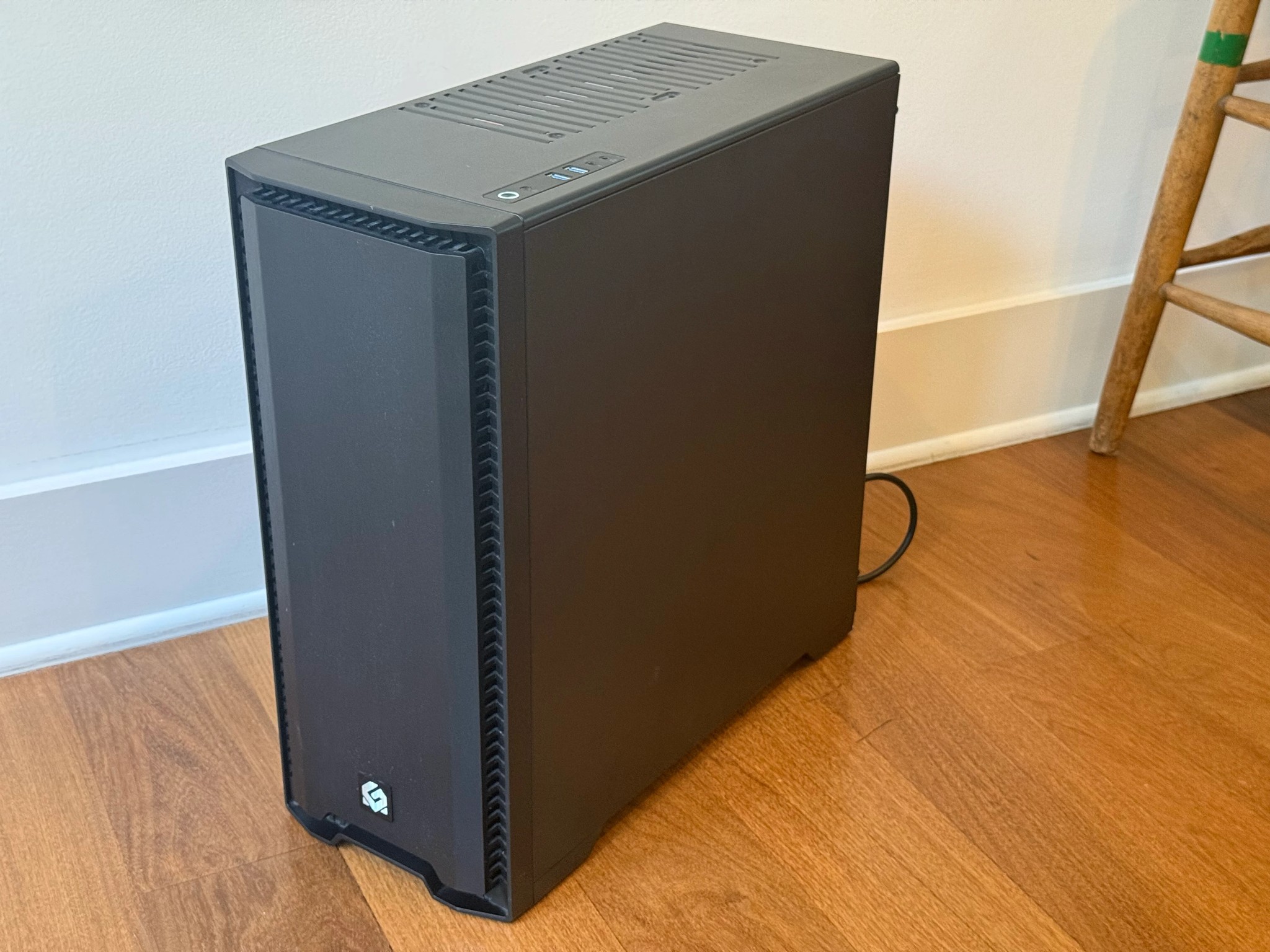 Ryzen 5 5600X, Nvidia RTX 3060 12GB OC,  2x8GB@3200MT/s RAM, 1TB NVMe SSD, Included Keyboard & Mouse