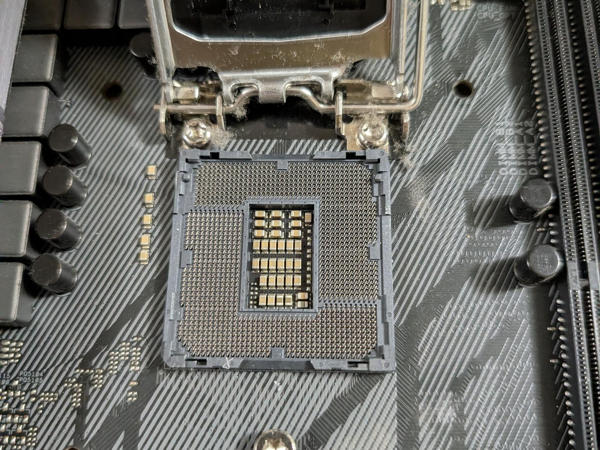 *PARTS* Asus Z370-F Gaming ATX