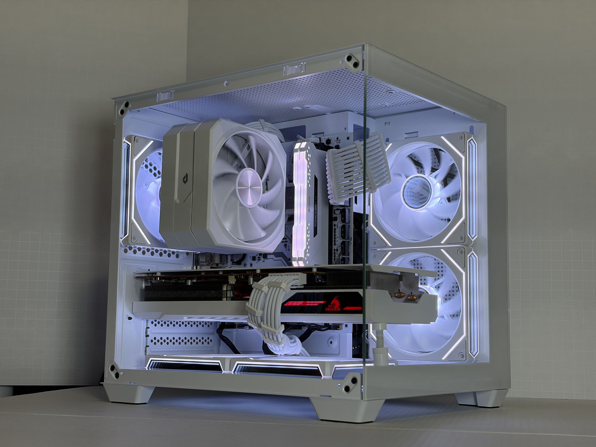 🔥 RX 6800 + Ryzen 5 5600 – White Gaming PC – 1440p Ultra Monster | 1TB NVMe | 16GB RAM