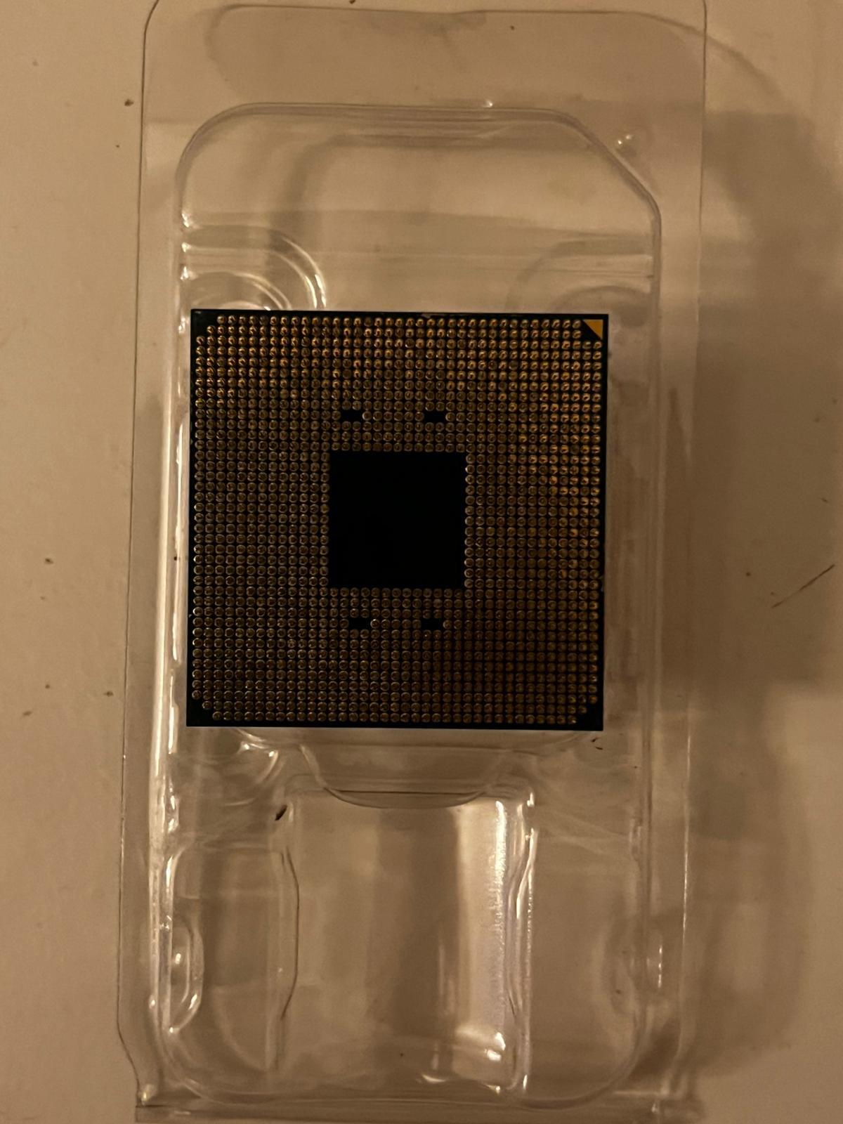 AMD Ryzen 7 5800X