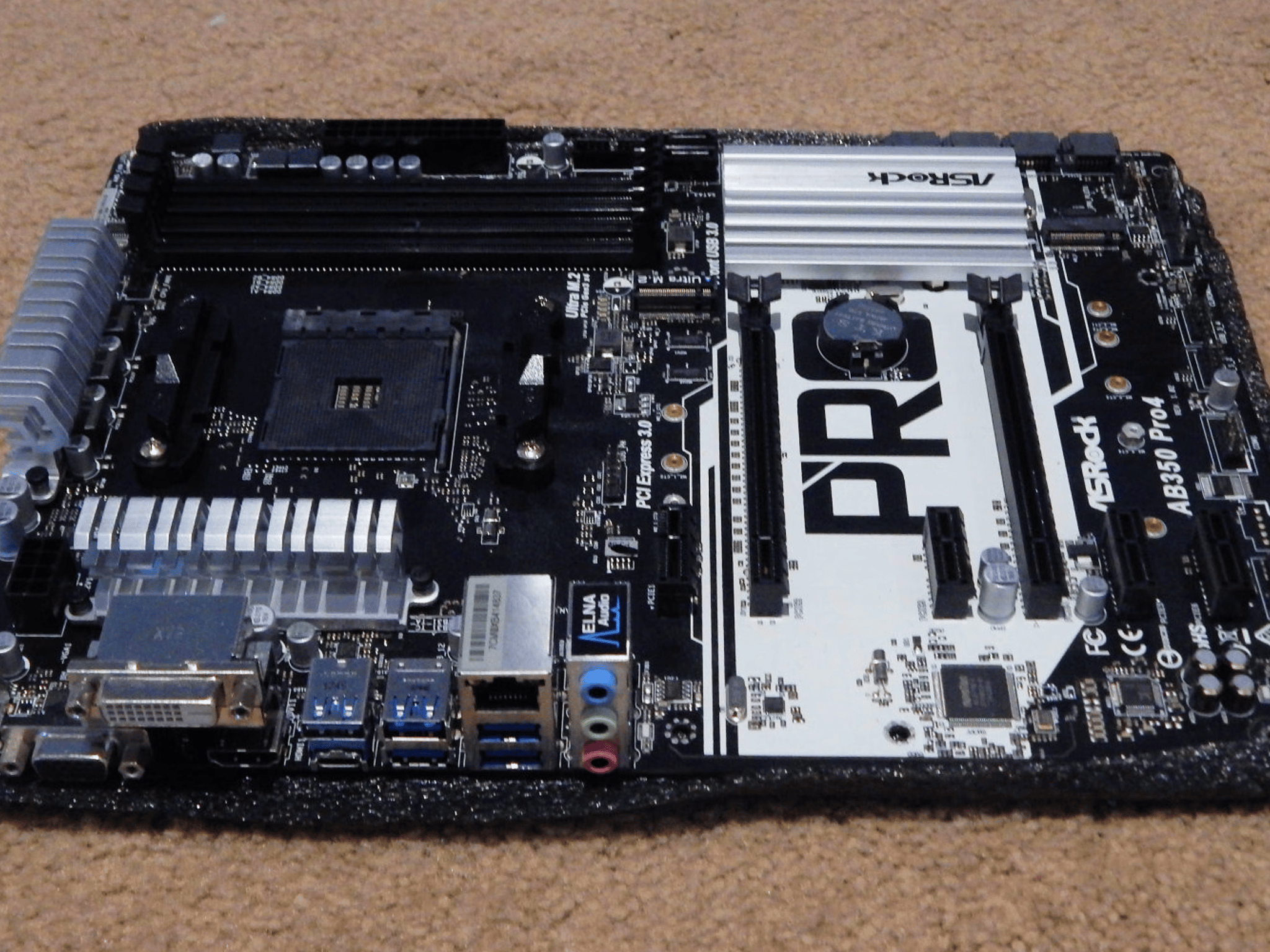ASROCK AB350 PRO4 IN ORIGINAL PACKAGING