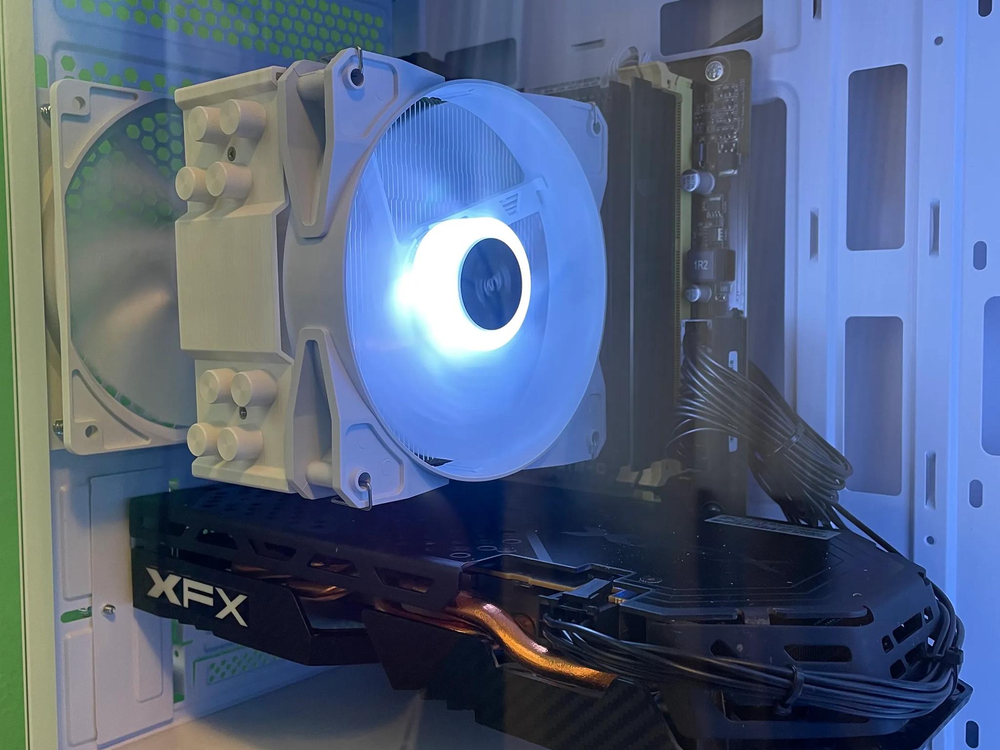 SLEEK Glass Gaming PC | Intel i5 / Nvidia GTX970 / 8GB / 600GB Win 10 Pro WiFi