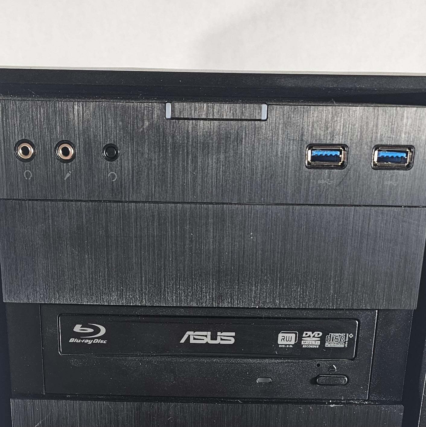 Black Corsair PC Case w/ 4 Fans