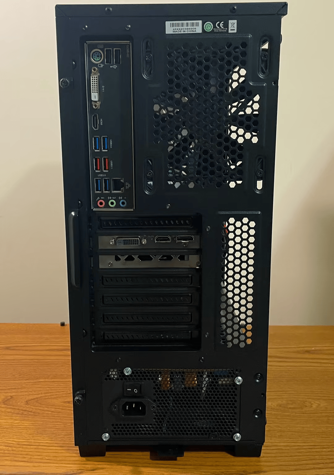 Portofino//Ryzen 5 1600, GTX 1660 6GB Gaming PC 