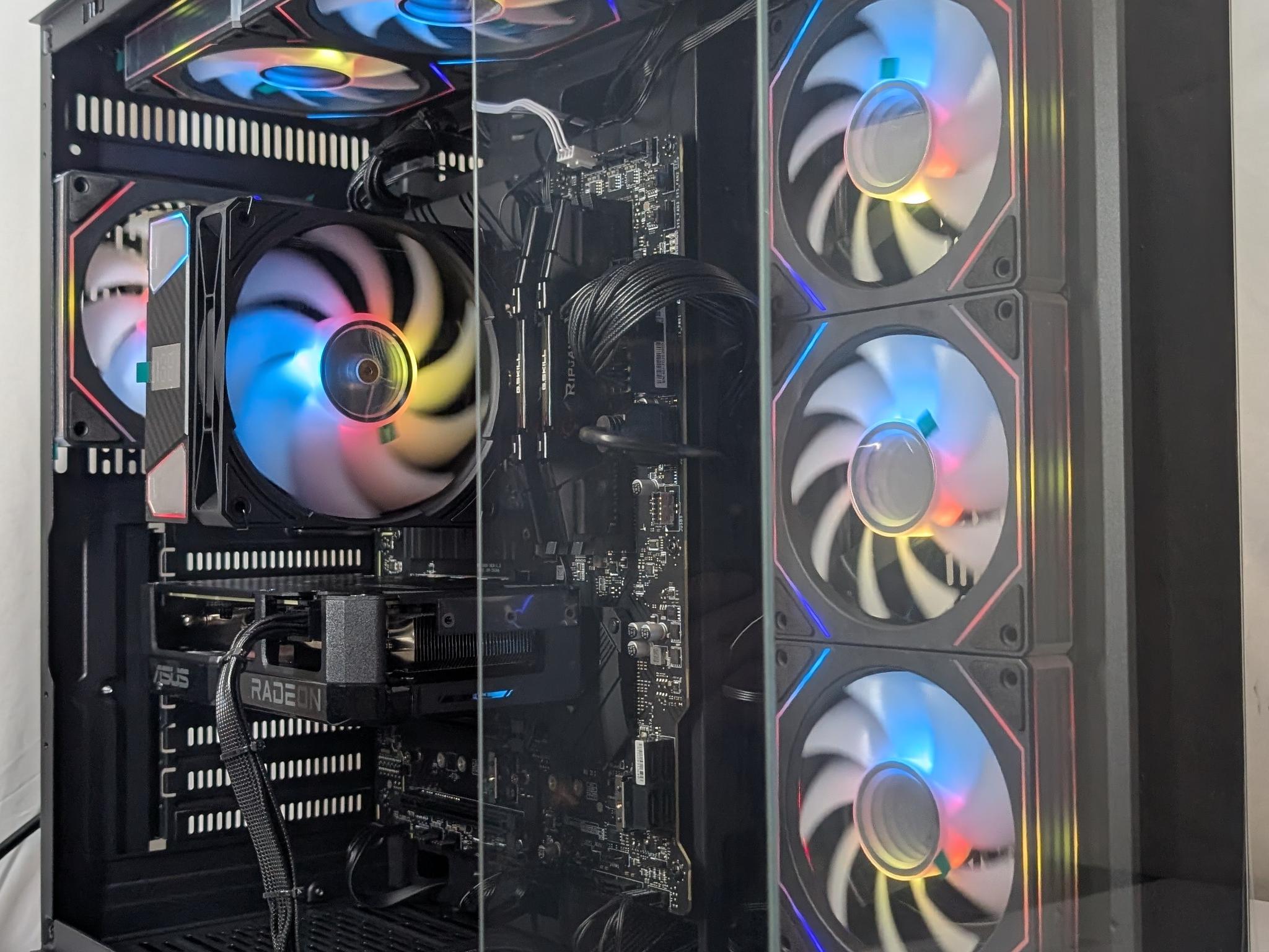 RX 9060XT 16GB | I7 12700KF | 1TB NVME | 32GB DDR4 | 750W