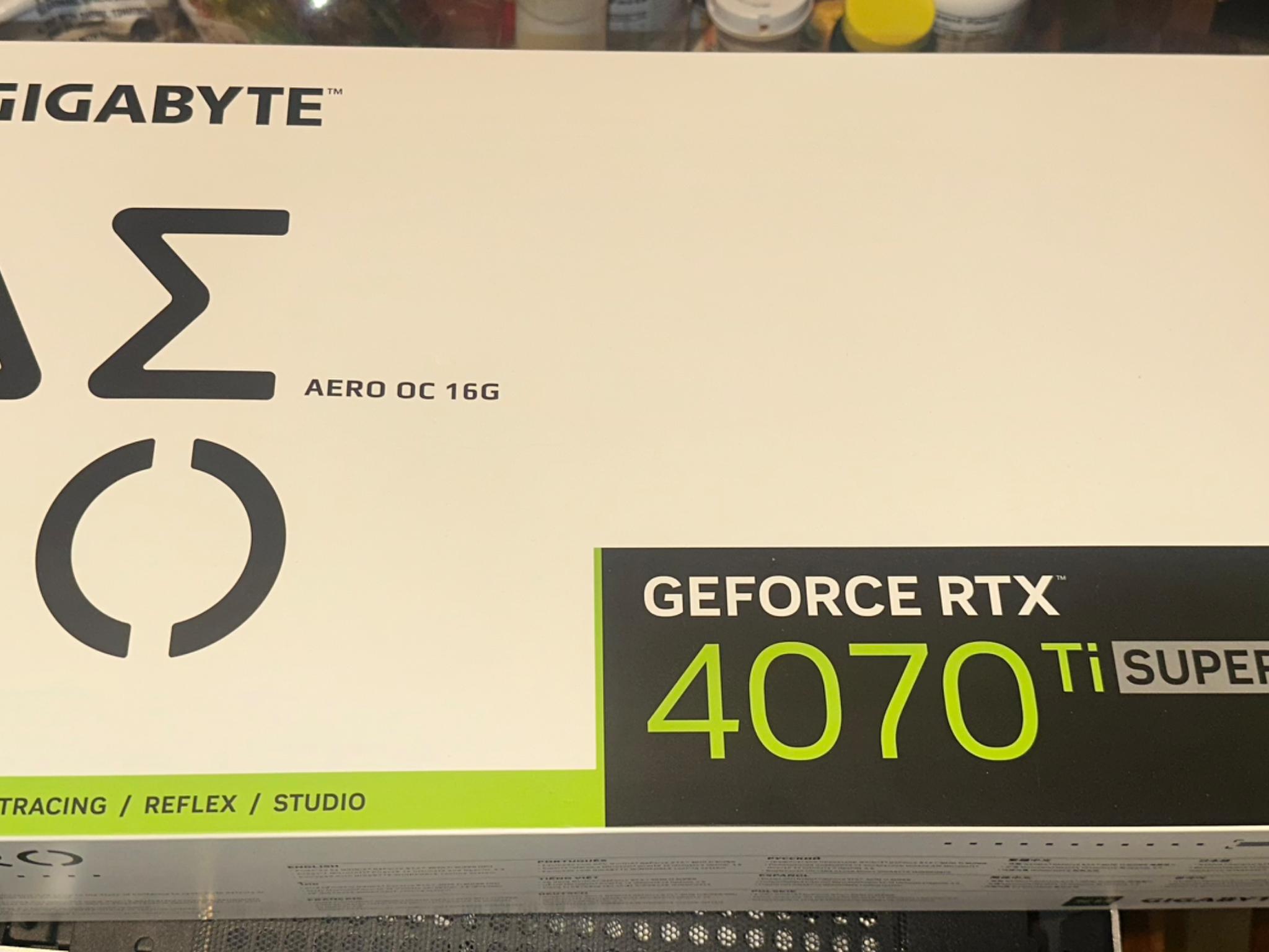 GIGABYTE Aero RTX 4070Ti Super