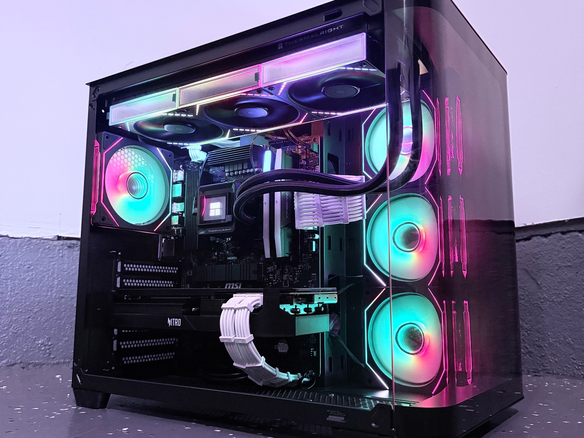 ⚫️"Midnight Halo"🌈| 4k Gaming | RX 7900GRE 16GB | Ryzen 5 7600X | 32GB 6400mt/s DDR5 | 2TB SSD+Dram