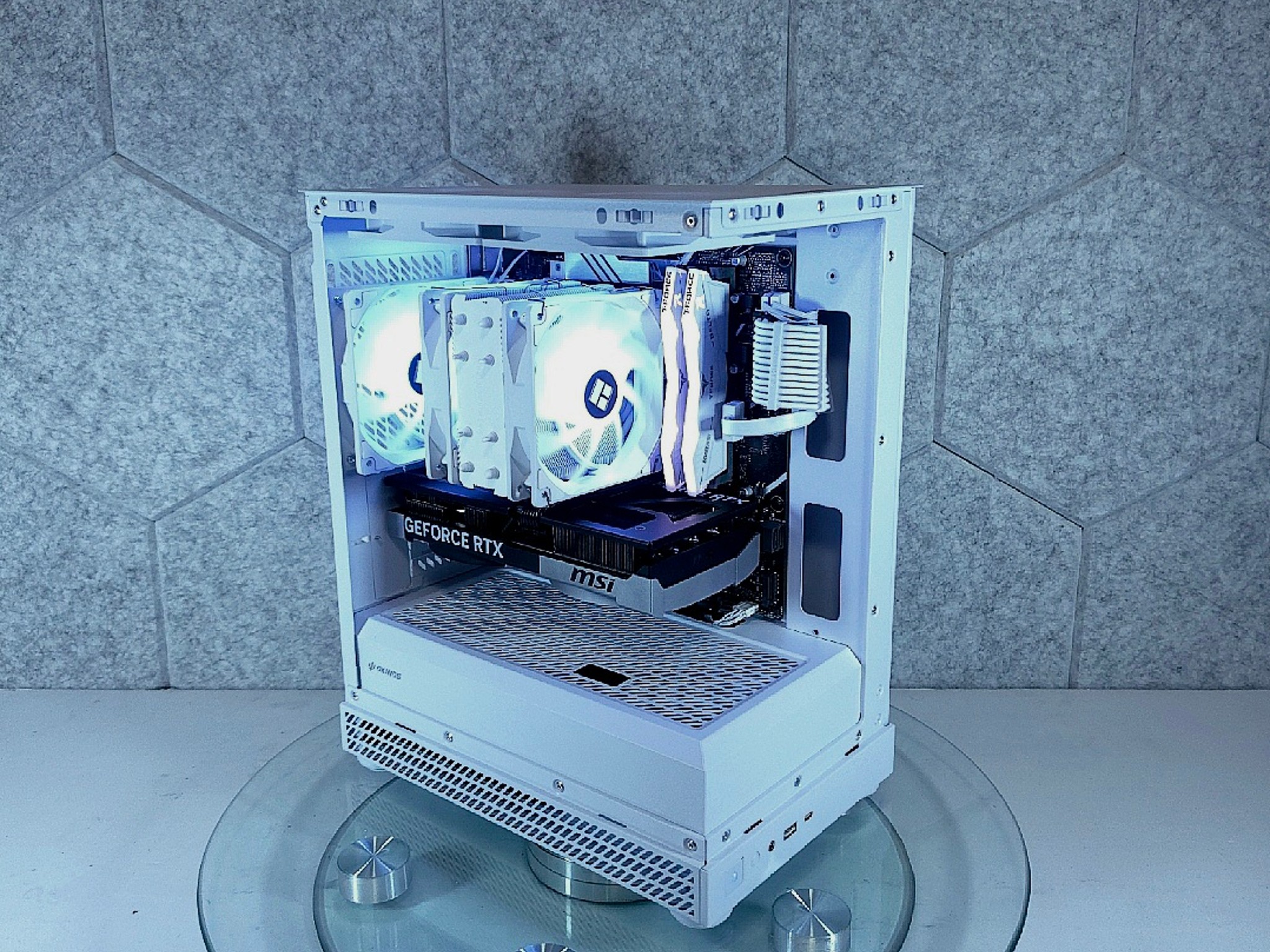 ASUS RTX 5070 🤍 Core i9 12900F