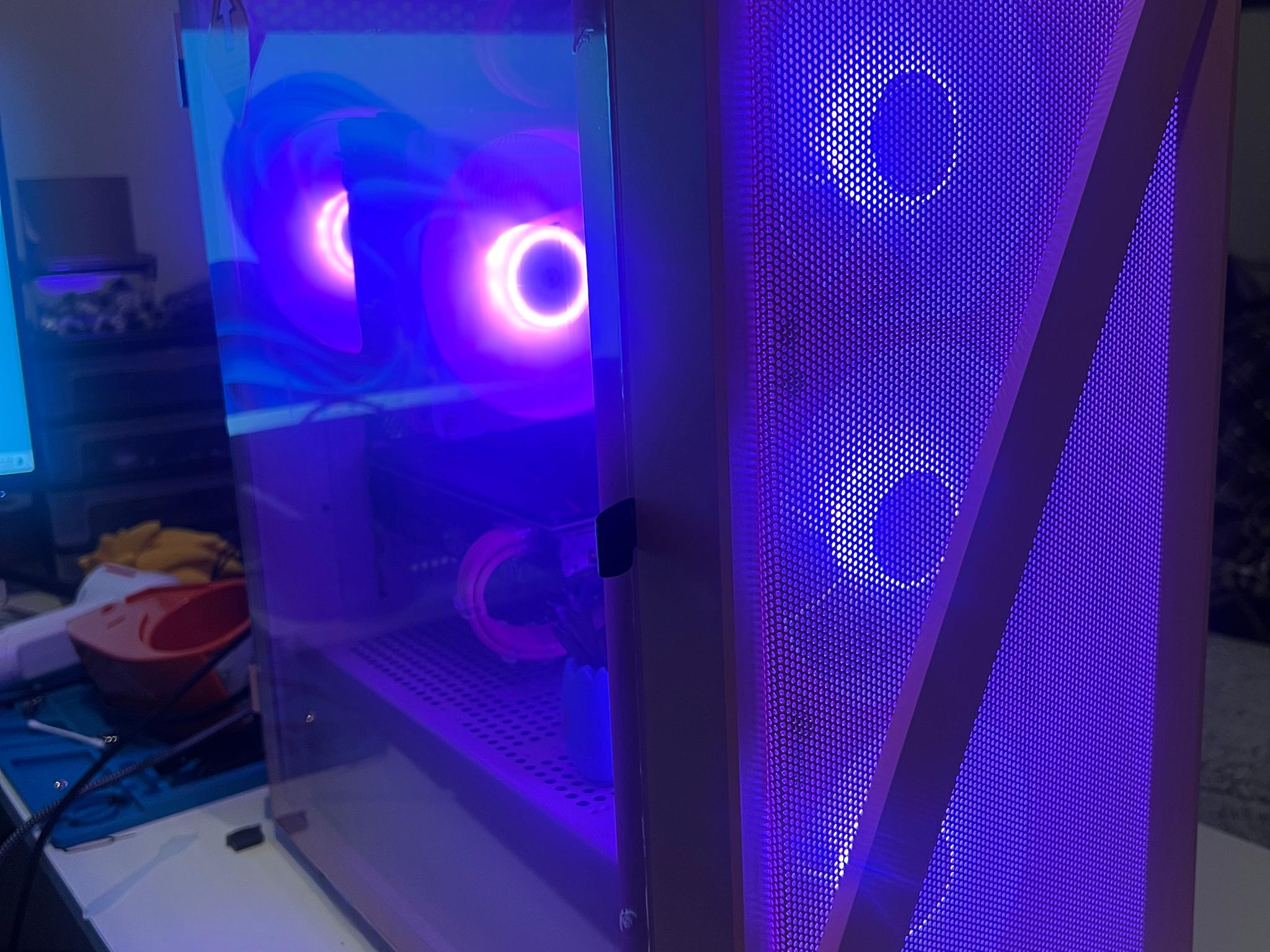 Pink 🌸 Gaming PC | Ryzen 7 3700X | EVGA RTX 3060 12GB | 16GB RAM | 512GB SSD | Windows 11 Home
